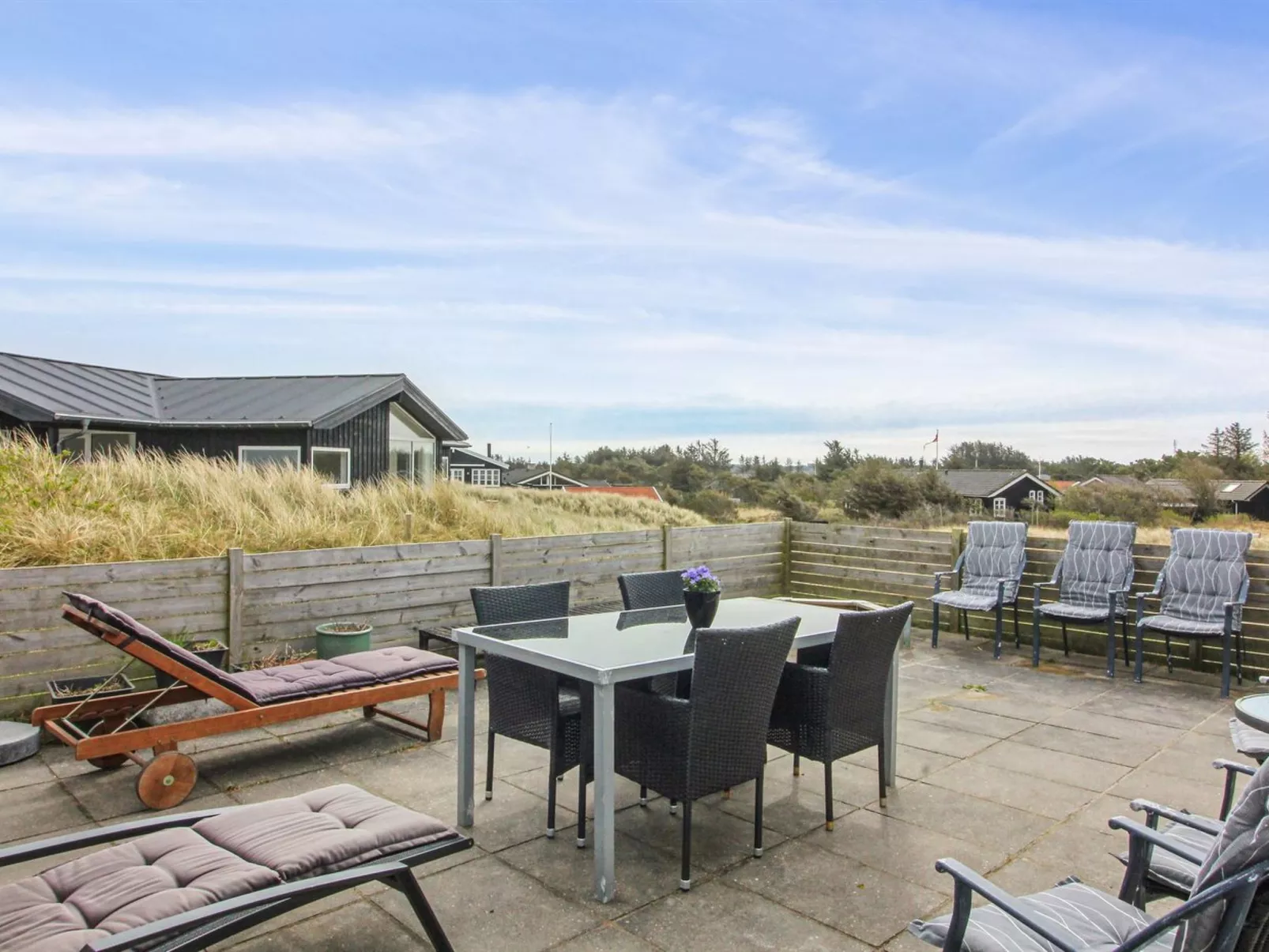 "Hilmer" - 180m from the sea - Buiten