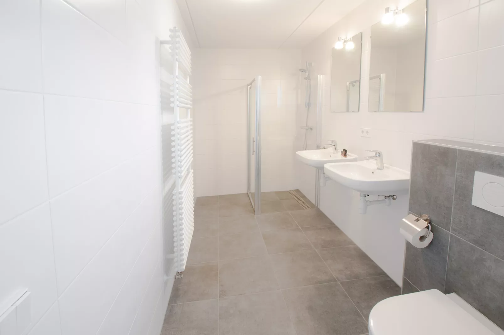 Resort Waterrijk Oesterdam 14 - Badkamer