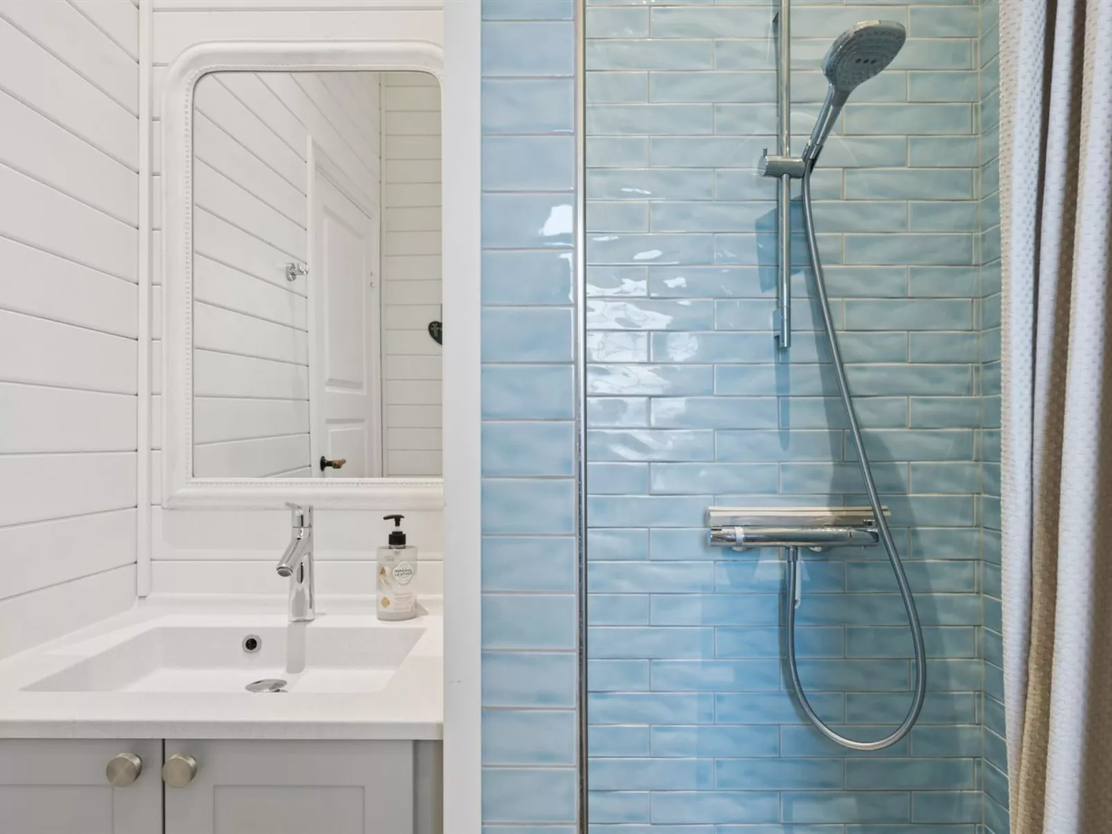 "Hoat" - 250m from the sea - Binnen