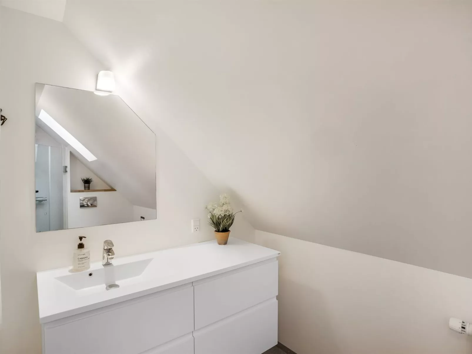 "Juhana" - 150m from the sea - Binnen