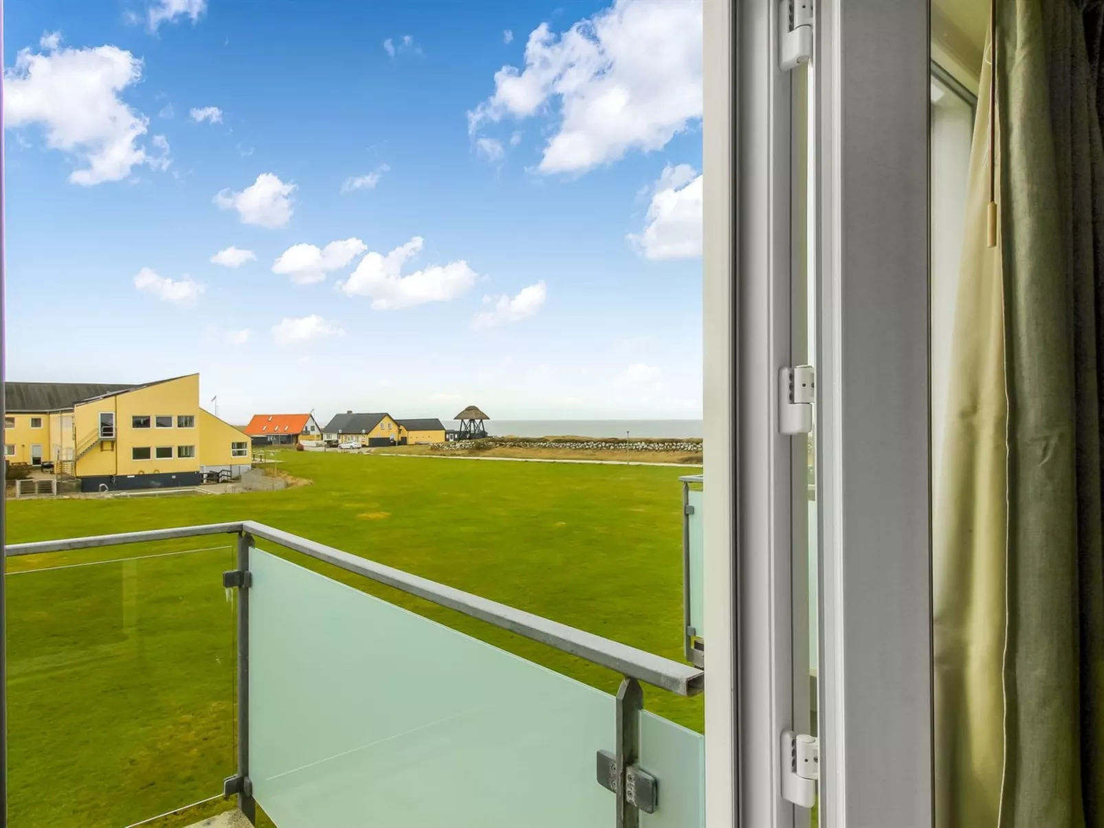 "Salka" - 150m from the sea - Buiten