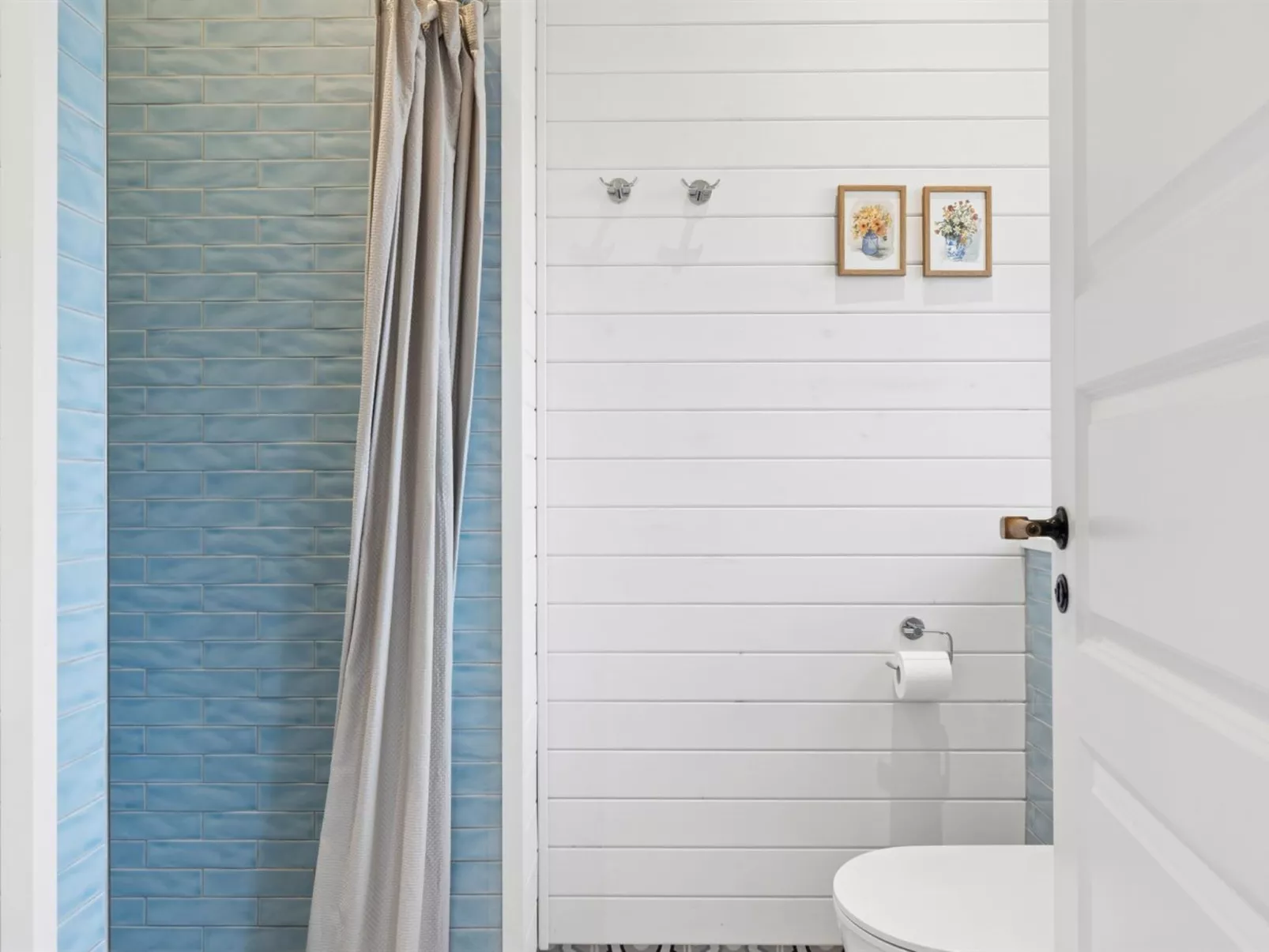 "Hoat" - 250m from the sea - Binnen