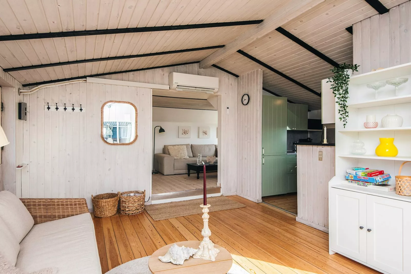 6 Personen vakantie huis in Rønde - Binnen