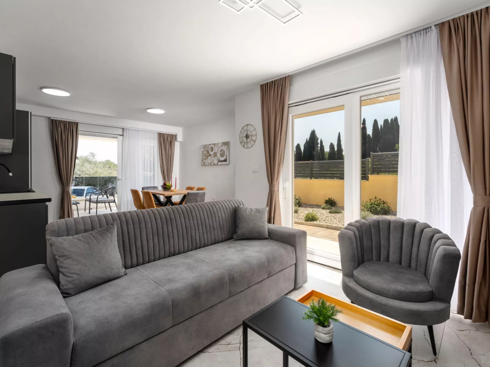 Mediterranee Oliva - Binnen