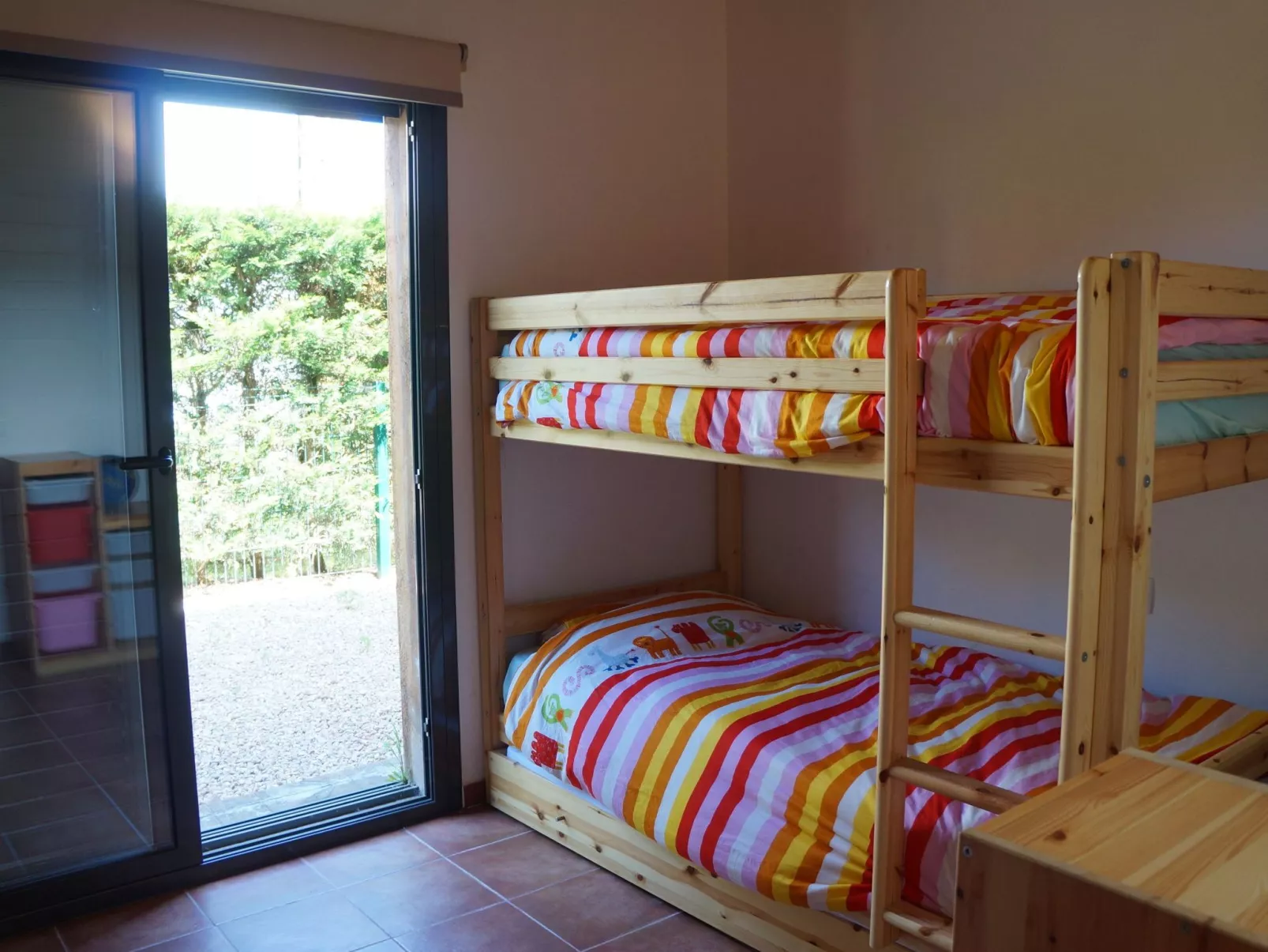 Costabravaforrent Gavarres, für 6 Personen mit Gemeinschaftspool - Binnen