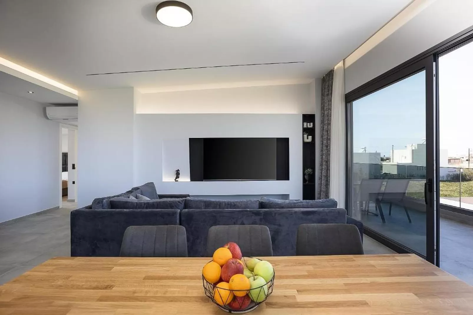 Resmi Seaview Villa - Woonkamer