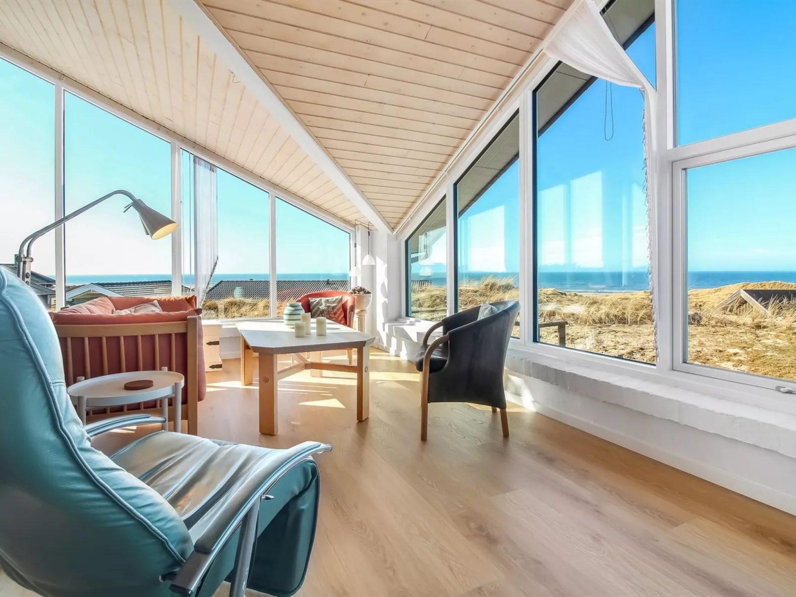 "Hilmer" - 180m from the sea - Binnen