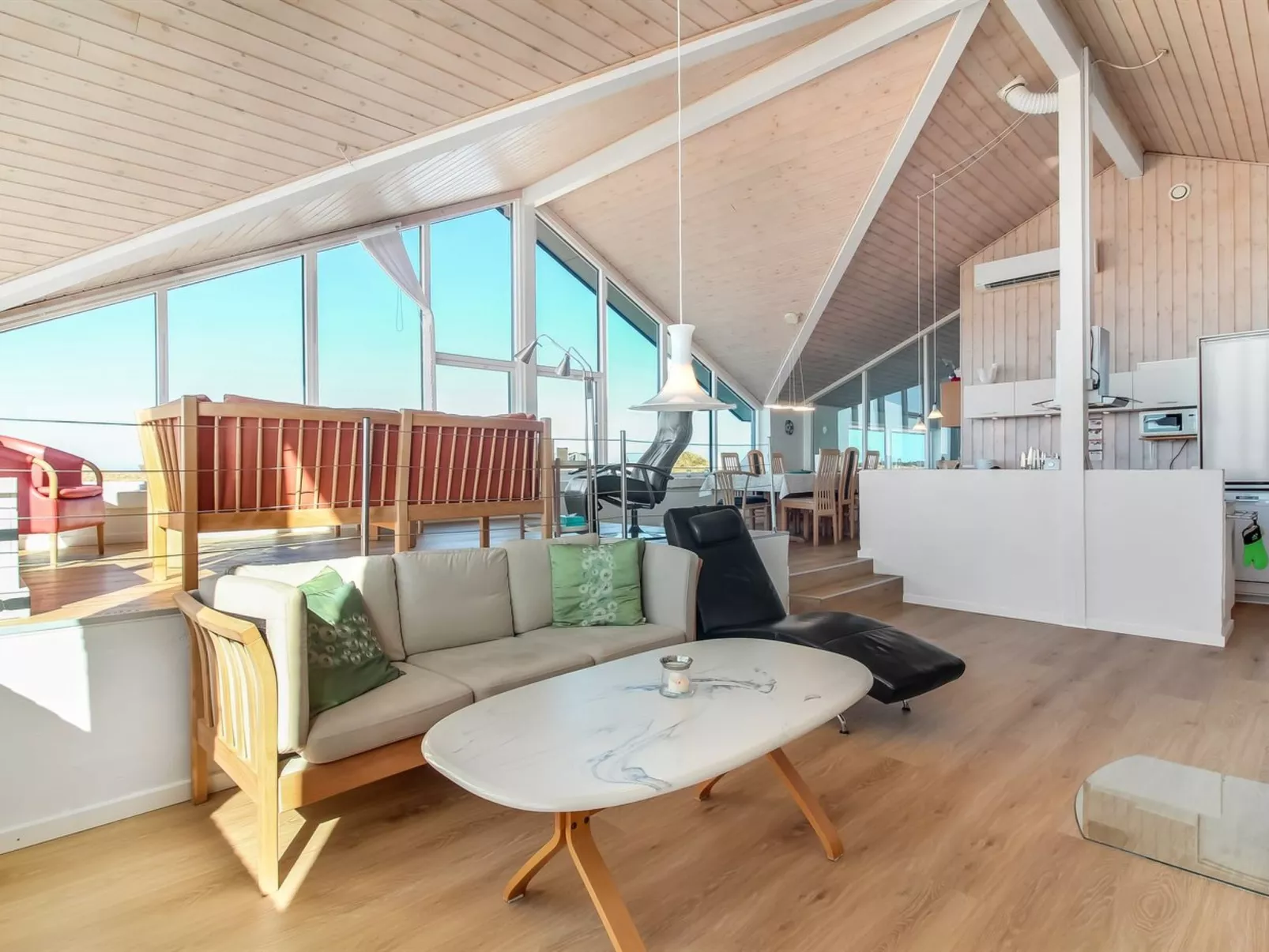 "Hilmer" - 180m from the sea - Binnen