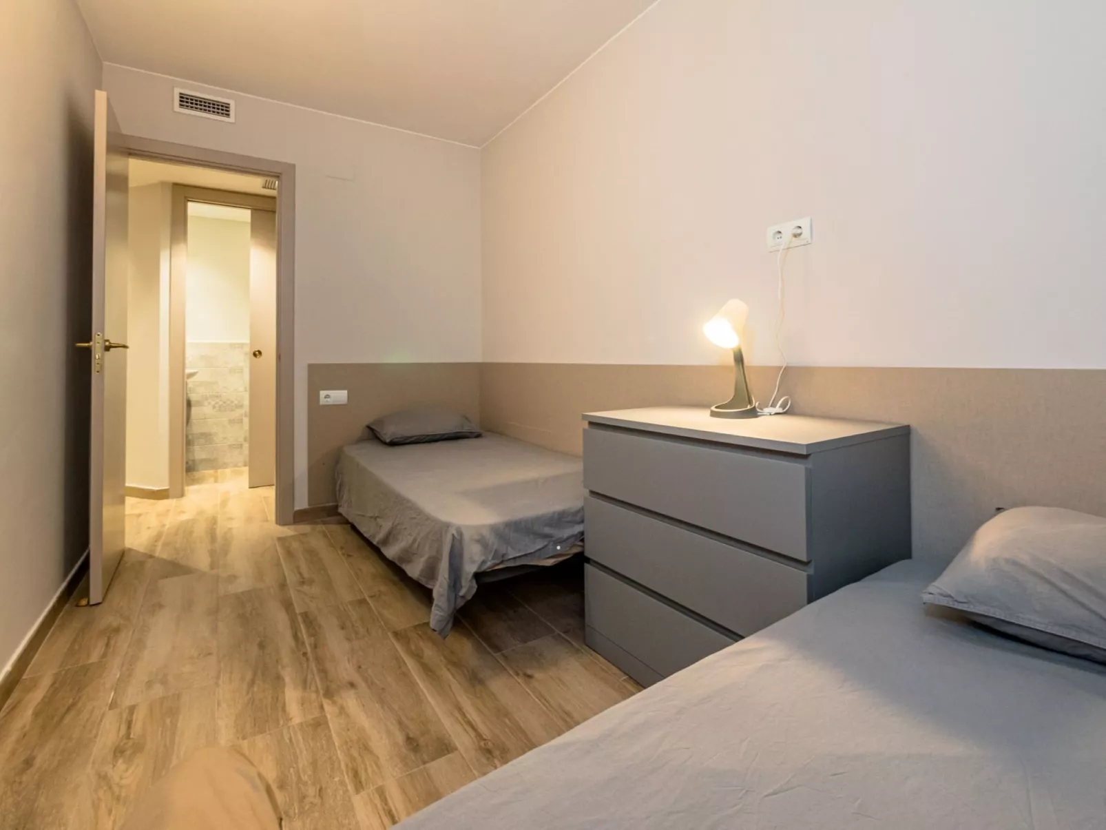 Costabravaforrent Segalar 9, für 4, Gemeinschaftspool - Binnen