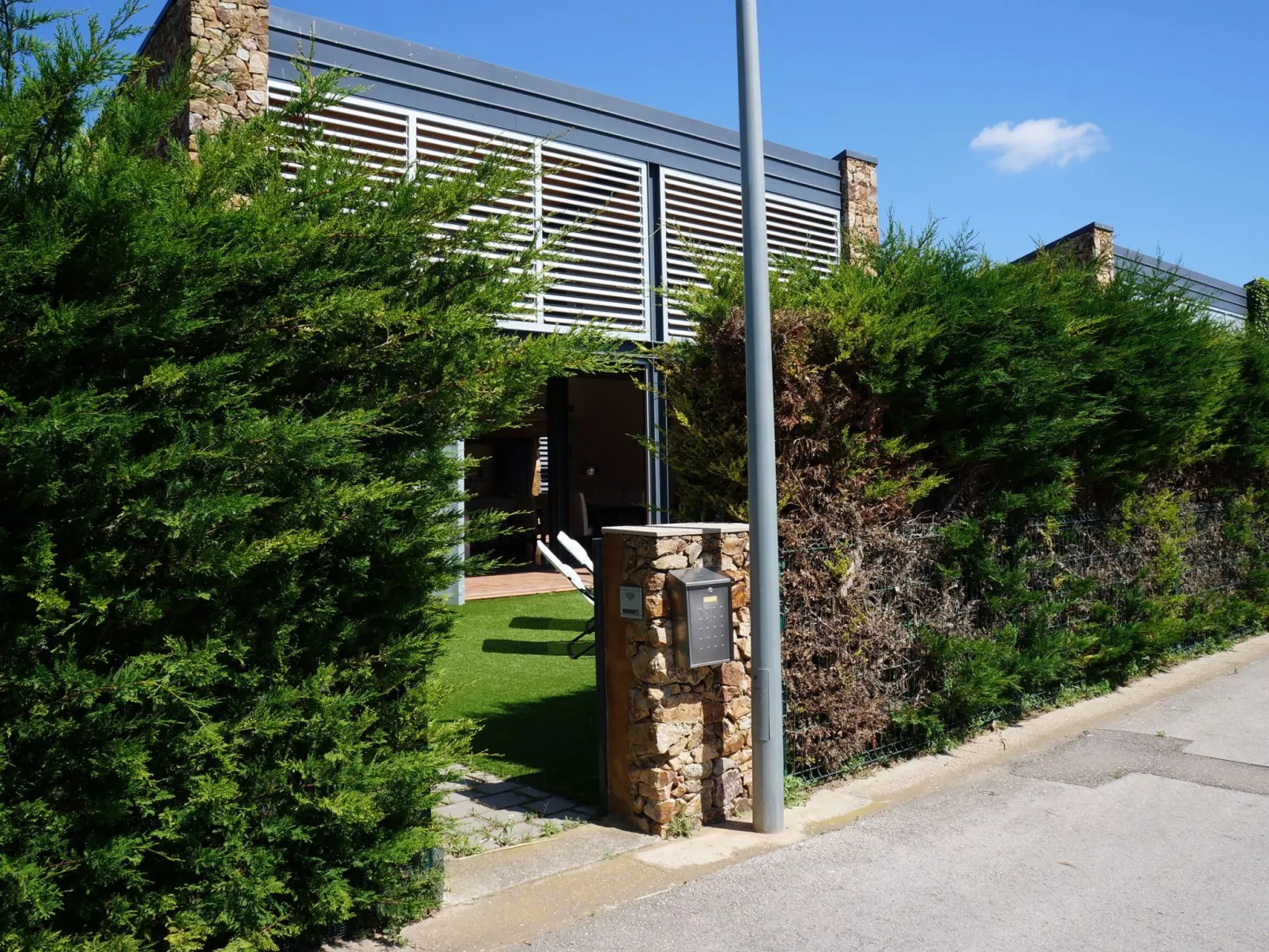 Costabravaforrent Gavarres, für 6 Personen mit Gemeinschaftspool - Buiten