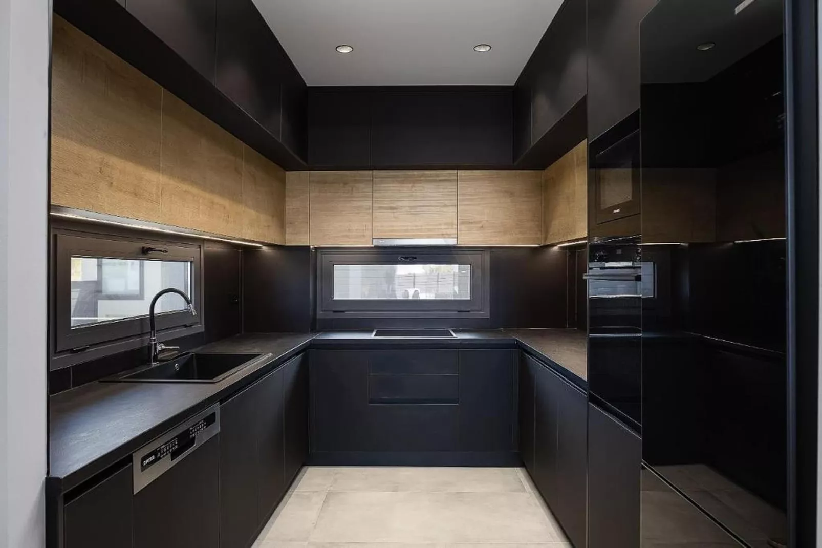 Resmi Seaview Villa - Keuken