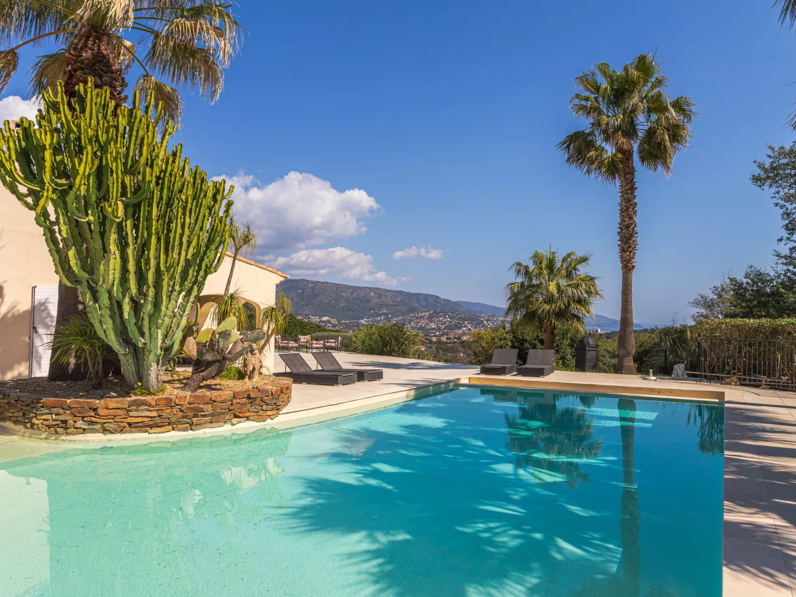 Villa Resedas - Buiten