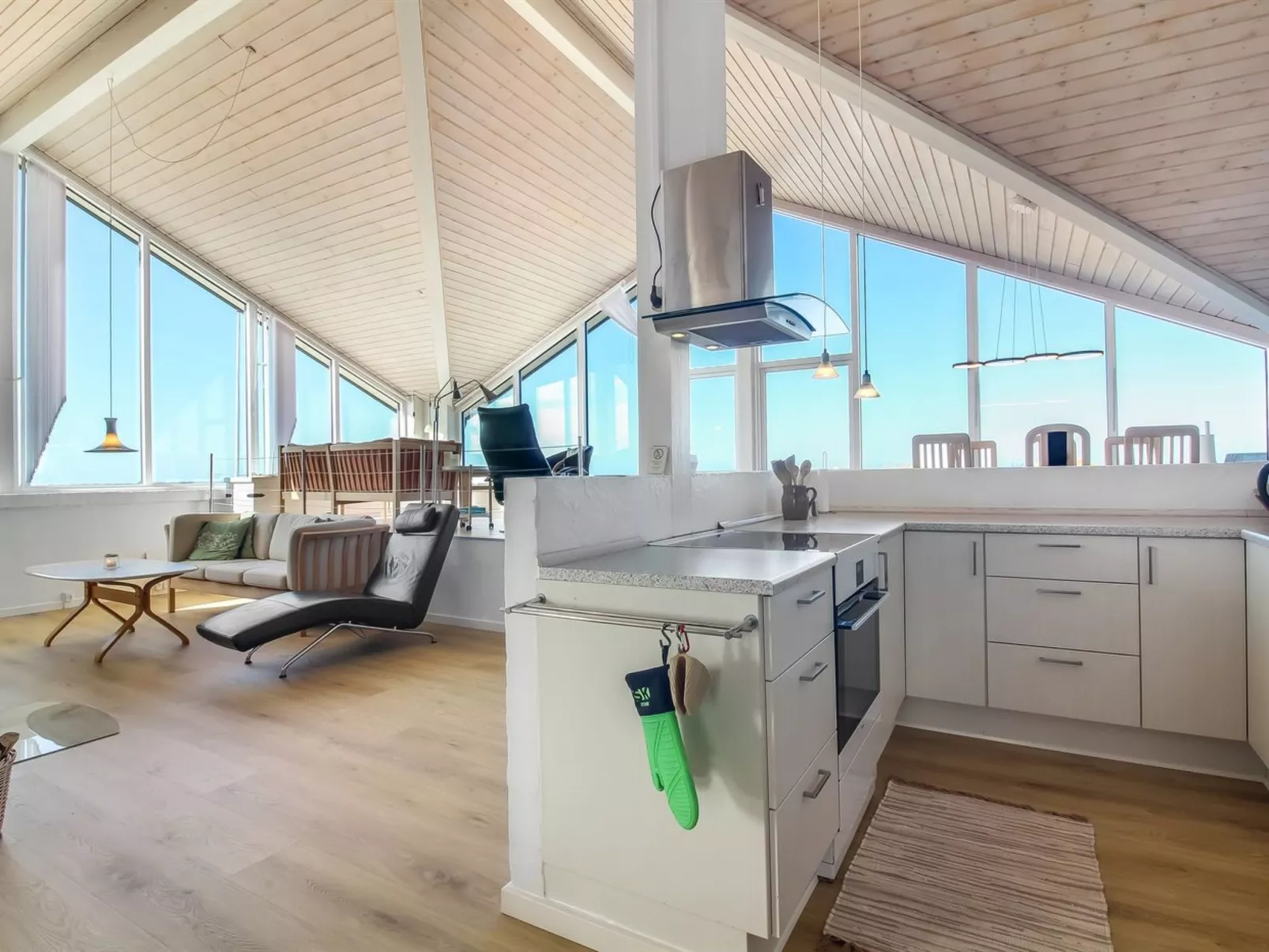 "Hilmer" - 180m from the sea - Binnen