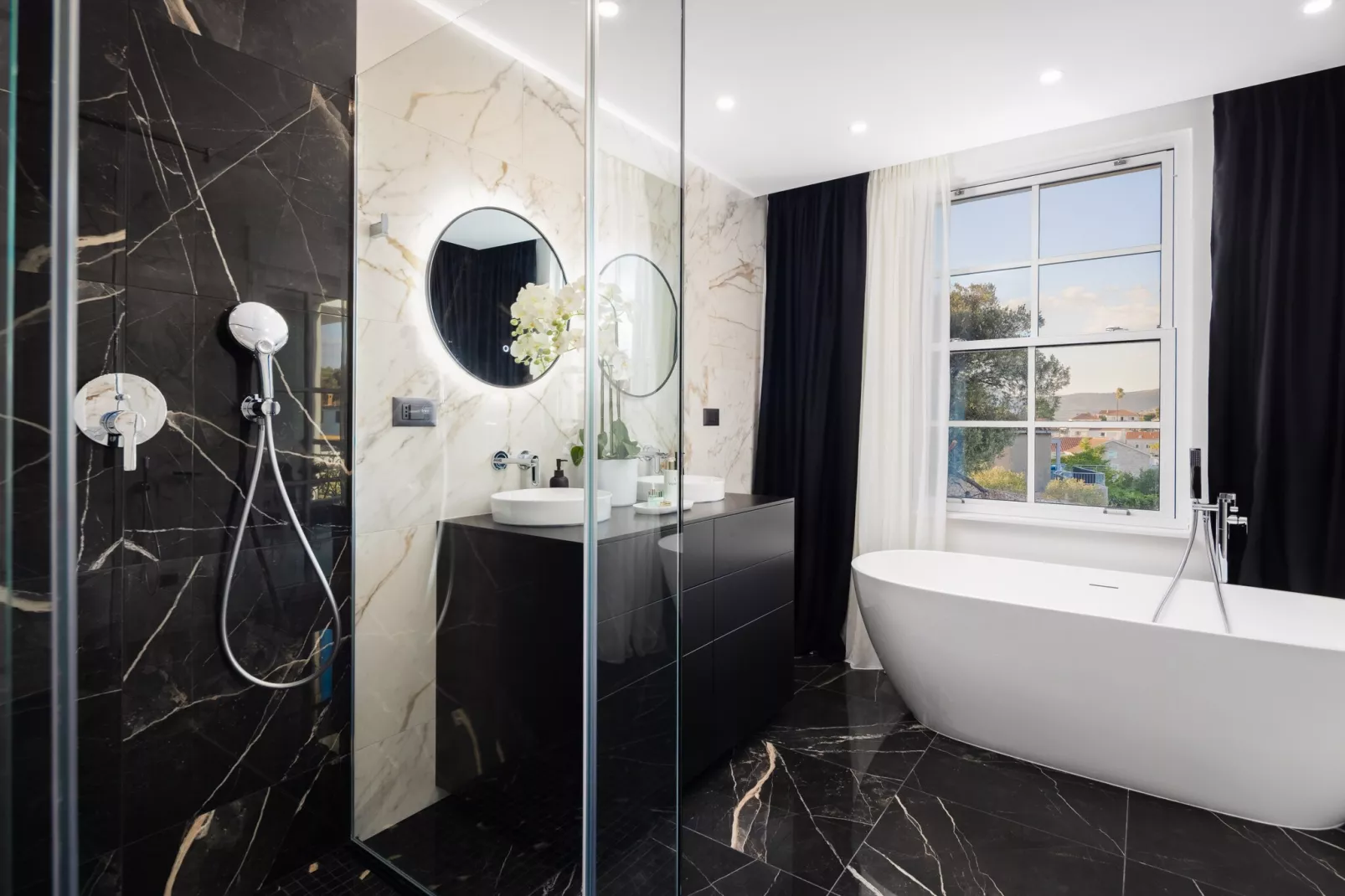 Villa Verde Ražanj with heated pool - Badkamer