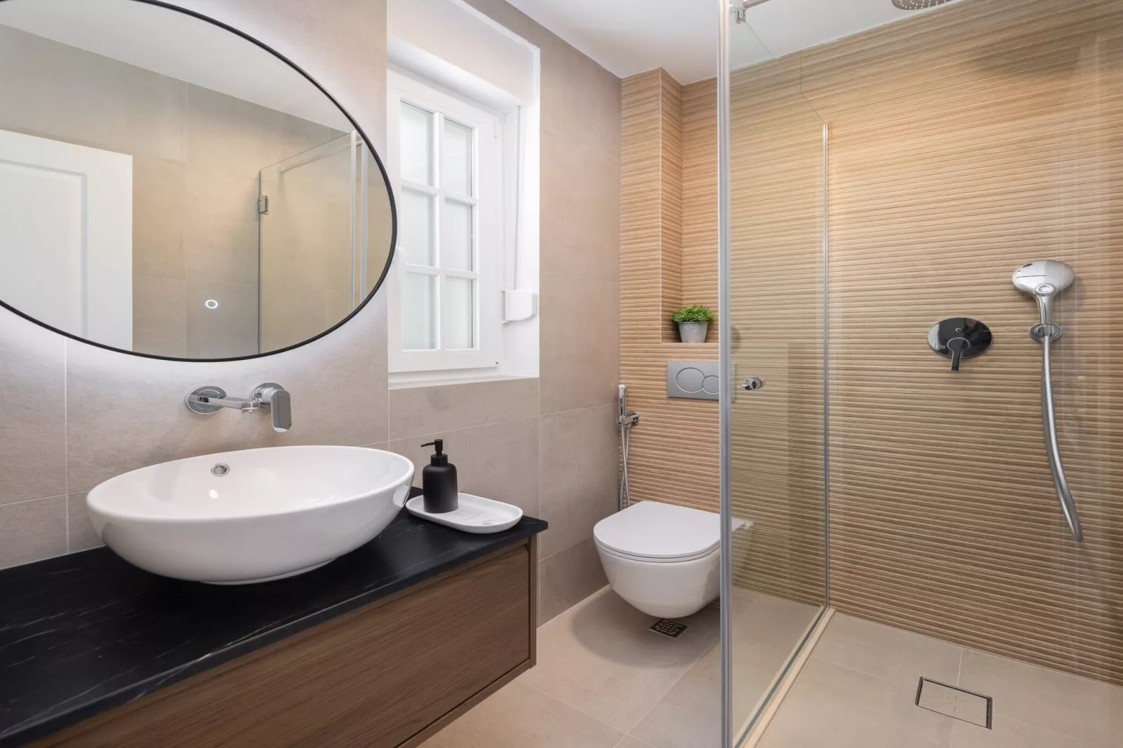 Villa Verde Ražanj with heated pool - Badkamer