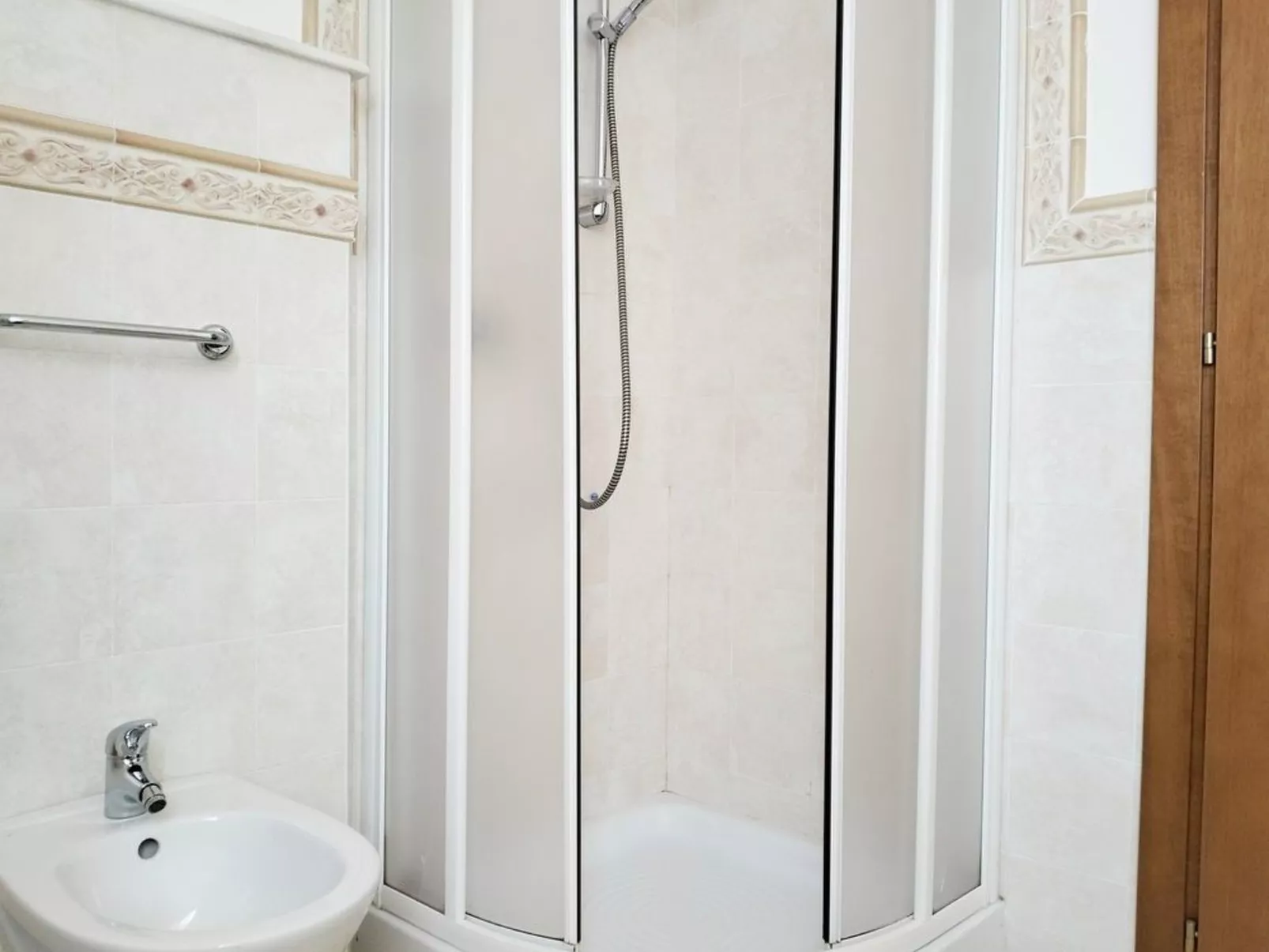 Schoene Appartment mit panoramische Blick - Binnen