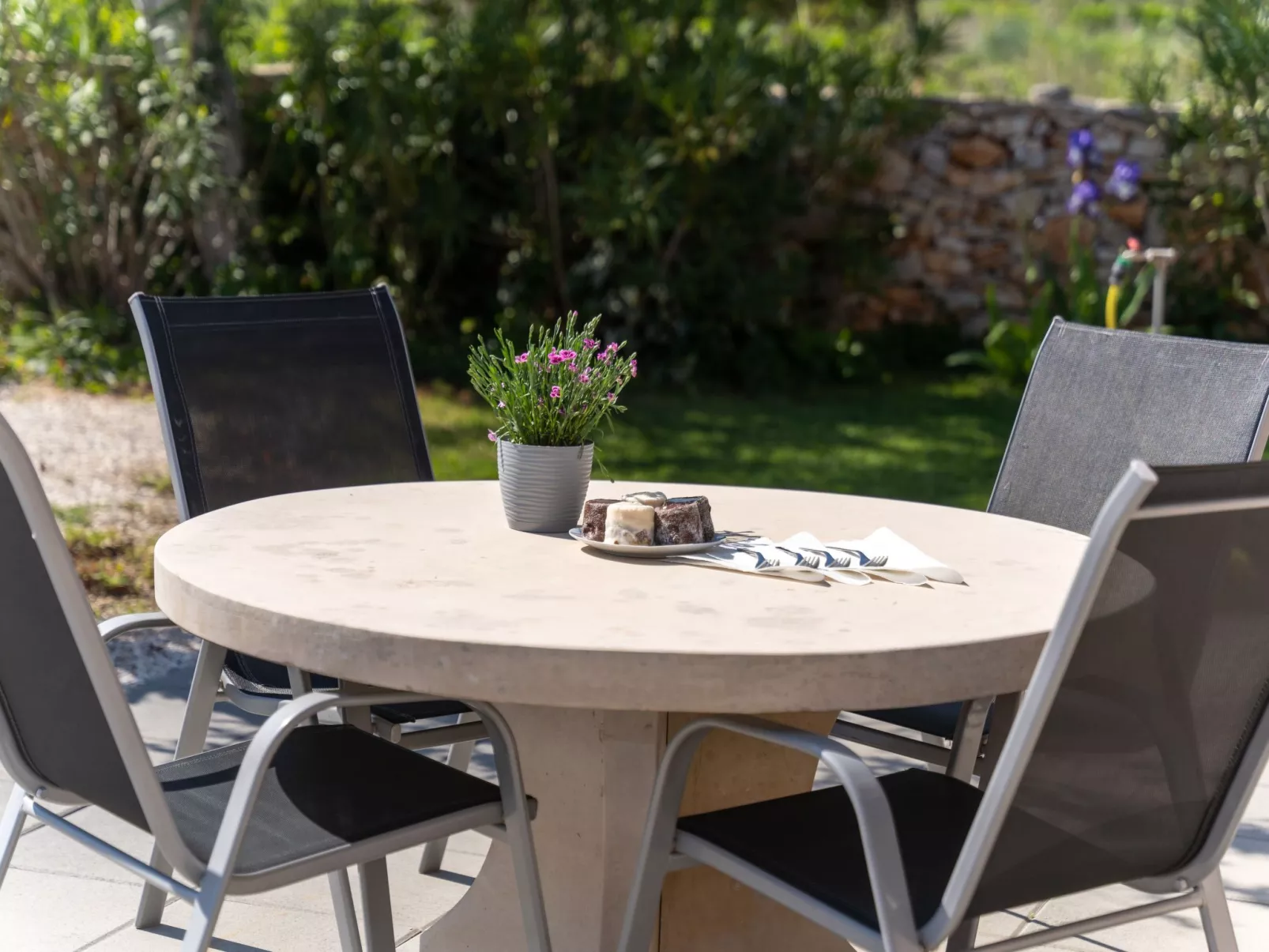 Villa Lilly - Image-tags.info