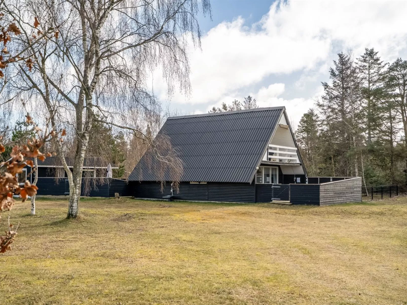 "Jace" - 900m from the sea