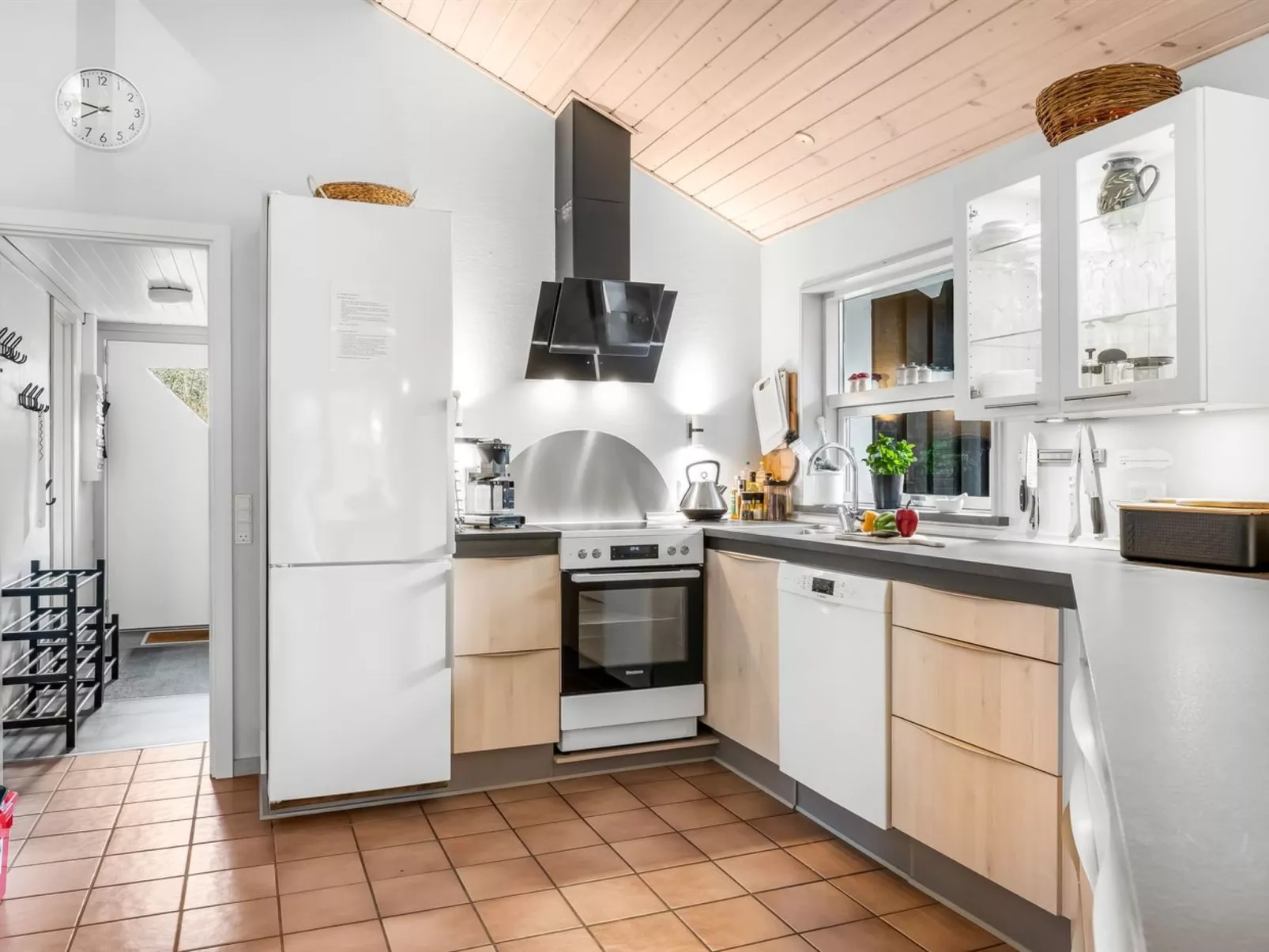 "Sora" - 2km from the sea - Binnen