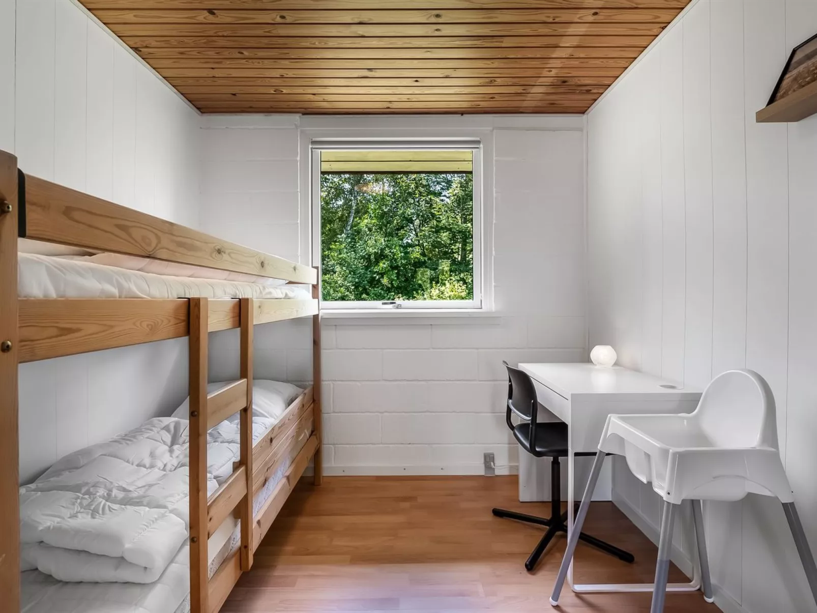 "Aamunde" - 600m from the sea - Binnen