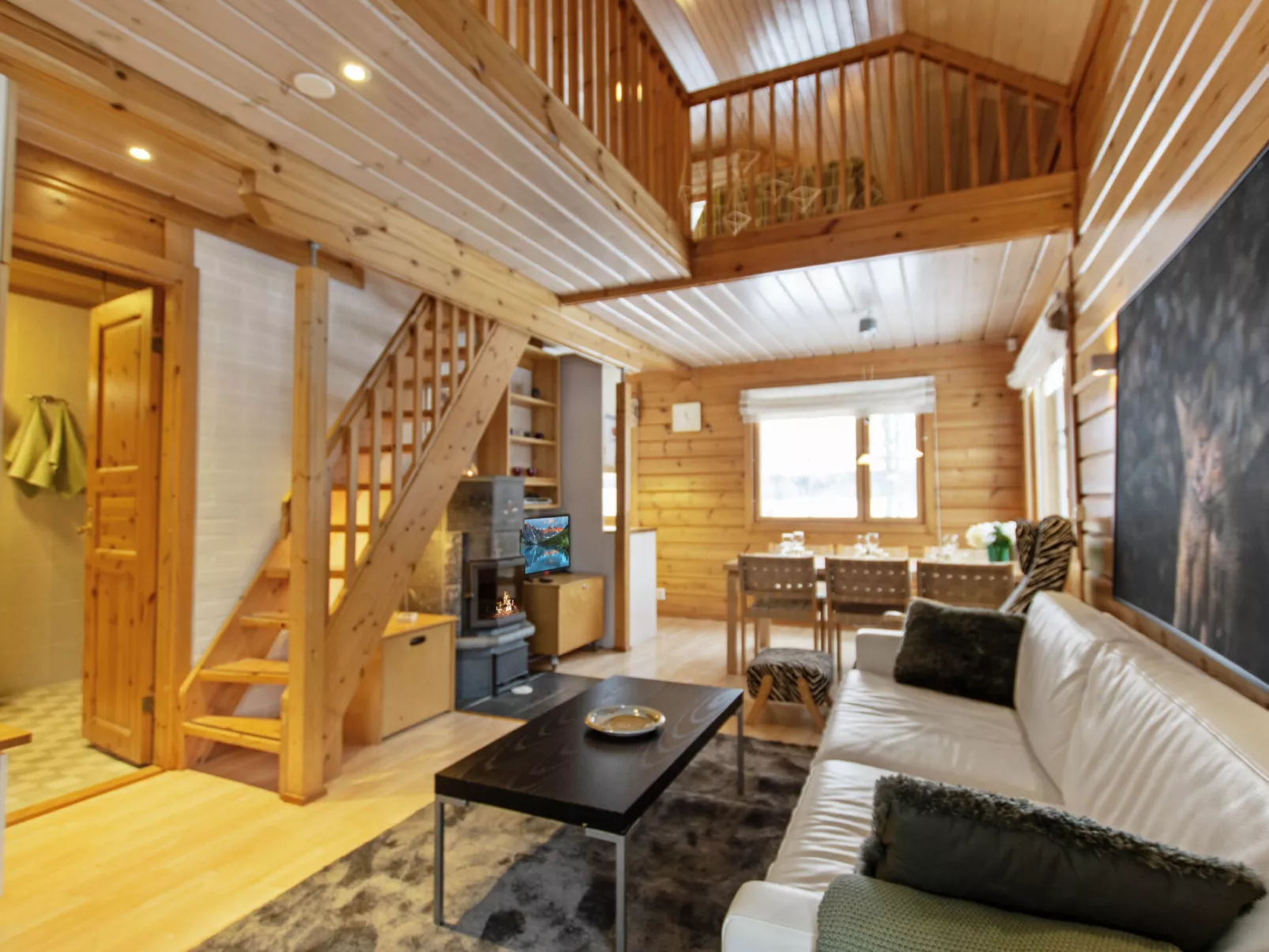 Aurinko vanaja - Binnen