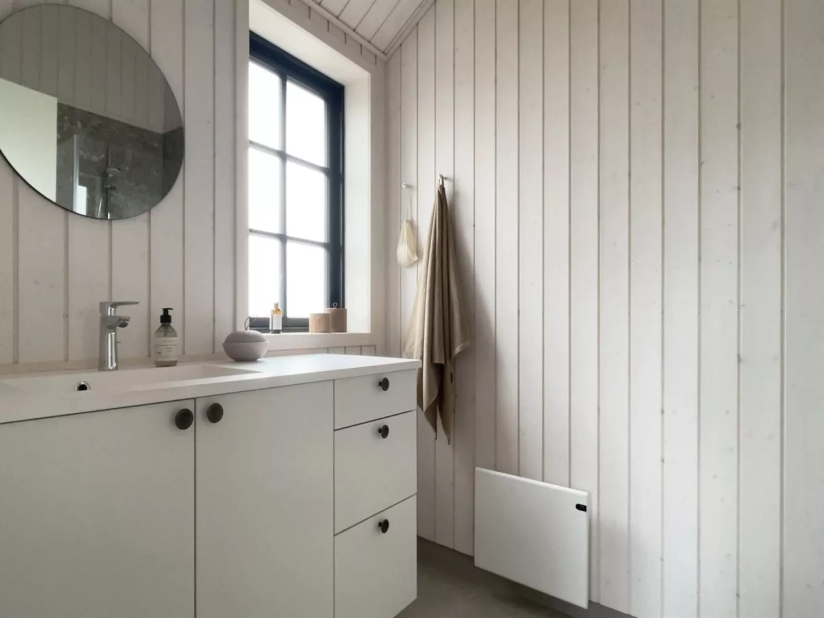 "Emin" - 2.8km from the sea - Binnen