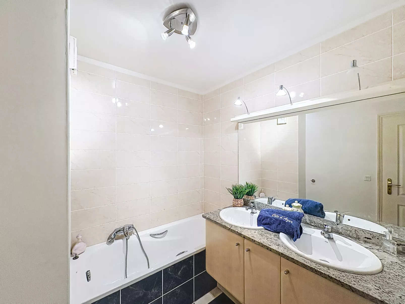 Le Grand Parc - Binnen