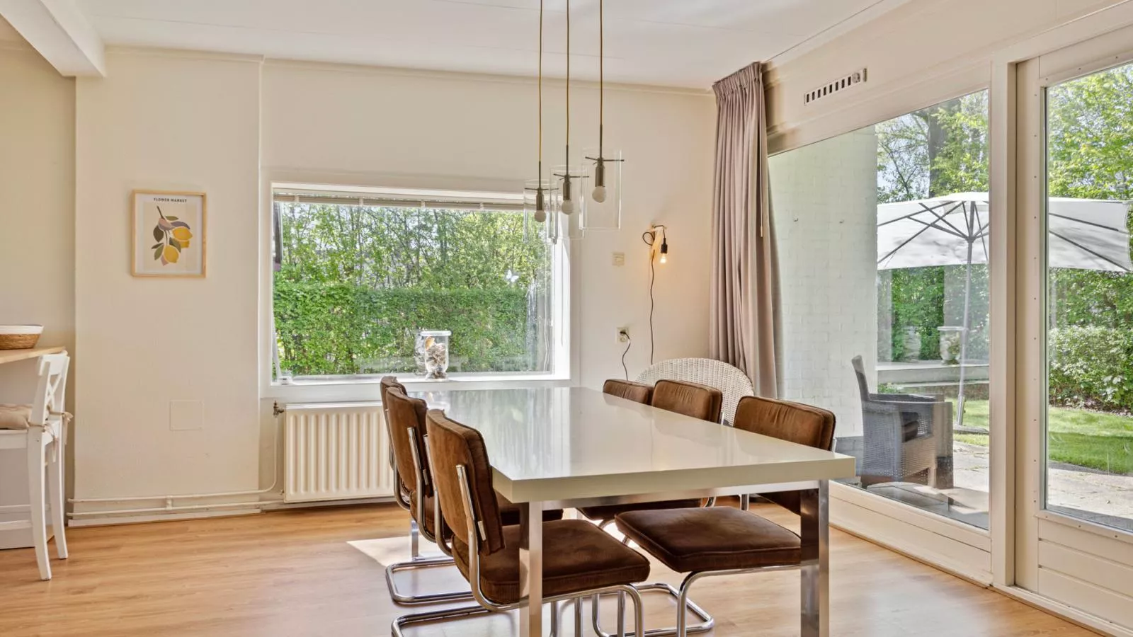 Duinlodge Groot Valkenisse - Eetkamer