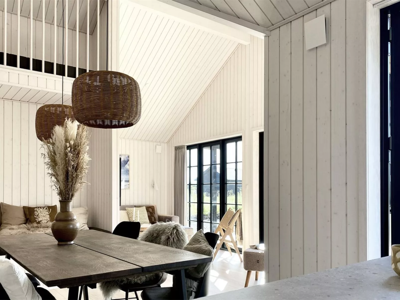 "Emin" - 2.8km from the sea - Binnen