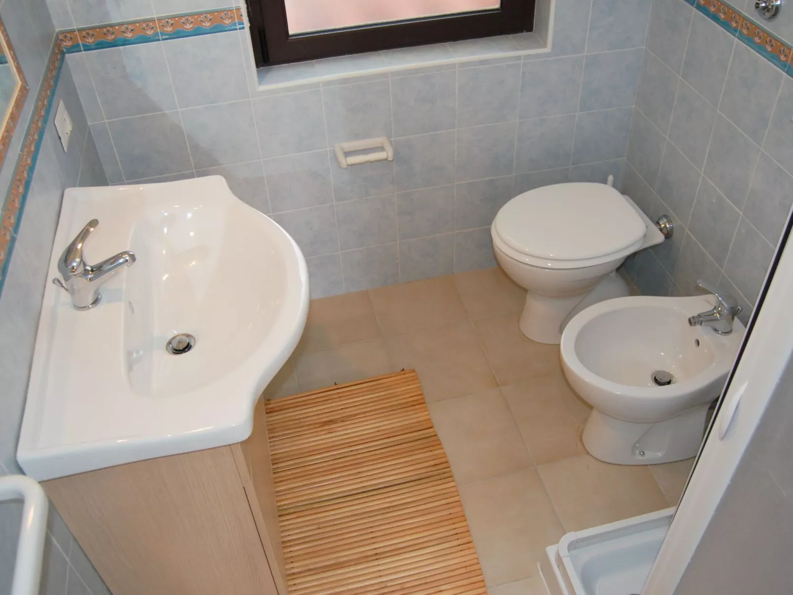 Renovierte Wohnung nur wenige Schritte vom Strand entfernt in Costa Rei - Image-tags.info