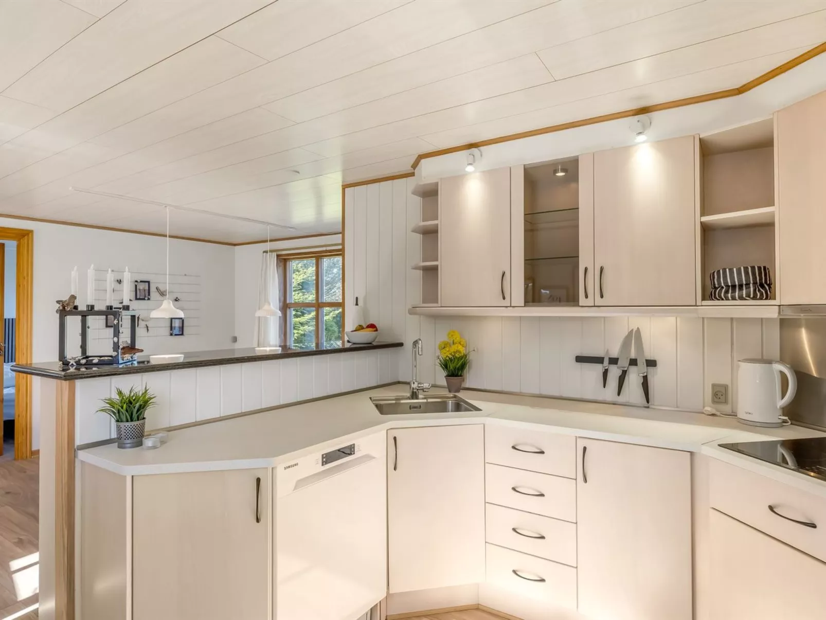"Elza" - 700m from the sea - Binnen
