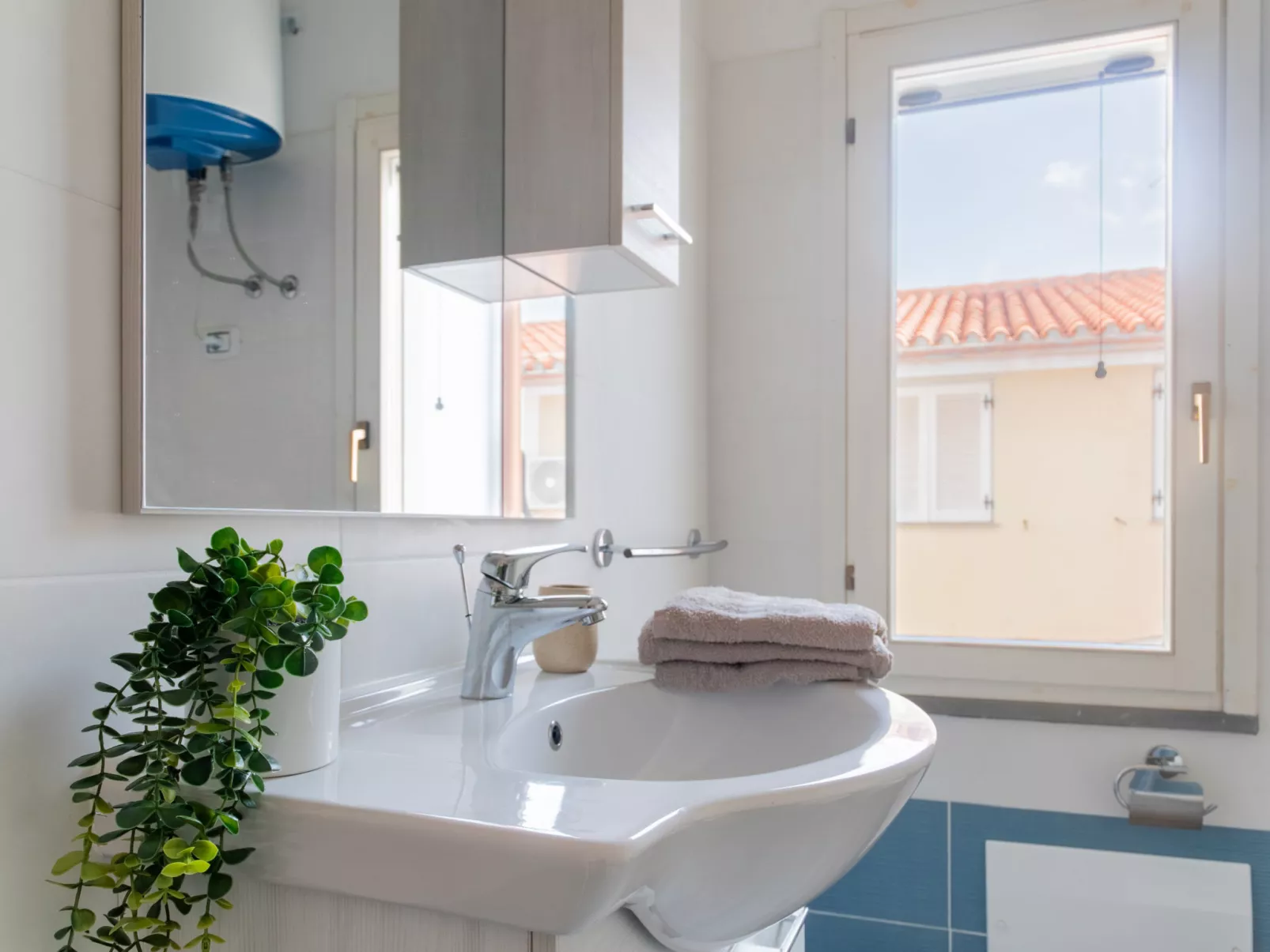 Blue Levante - Binnen