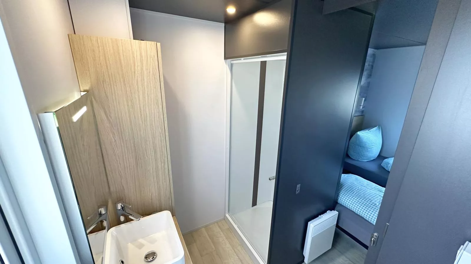 Feriendorf Seeblick - Tiny Chalet Nr 8 - Badkamer