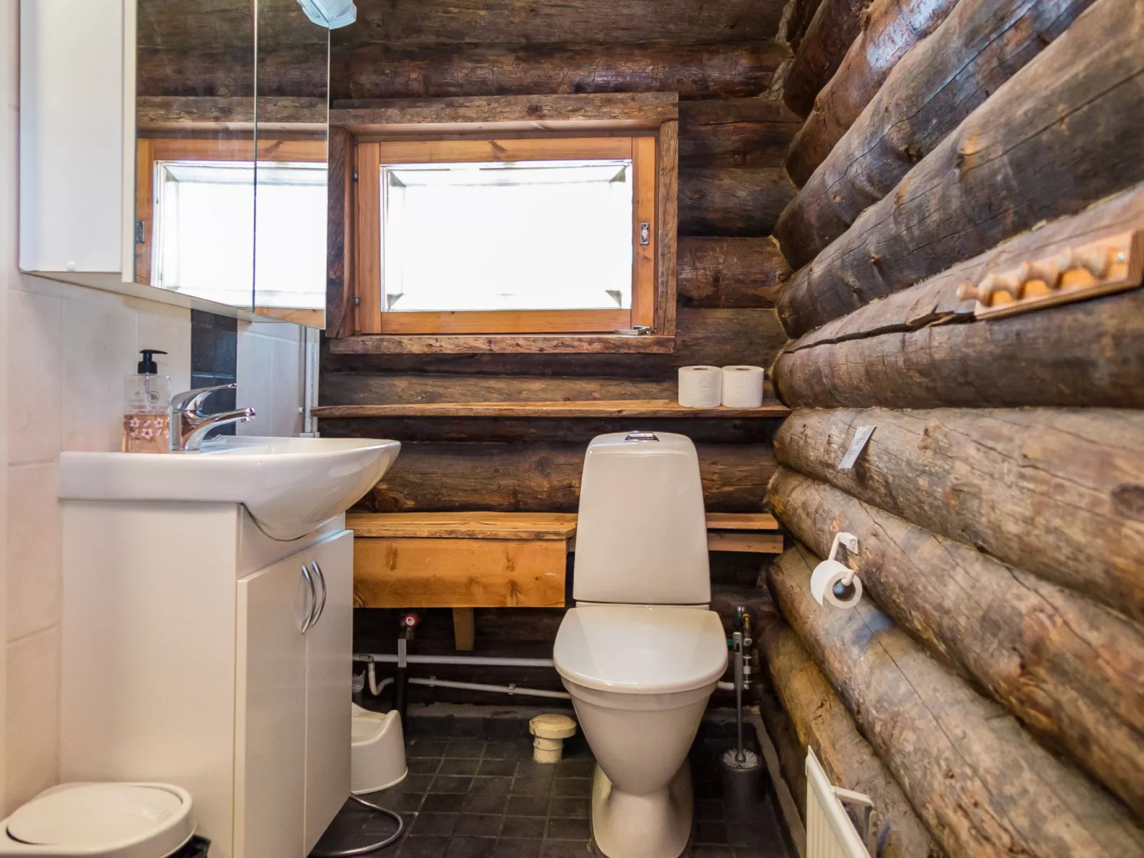 Kelosyväri 13 - Binnen