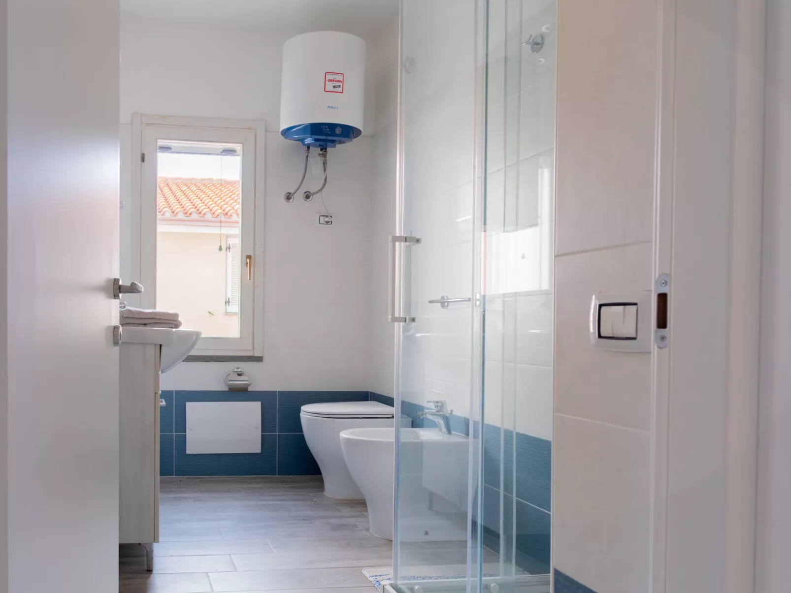 Blue Levante - Binnen