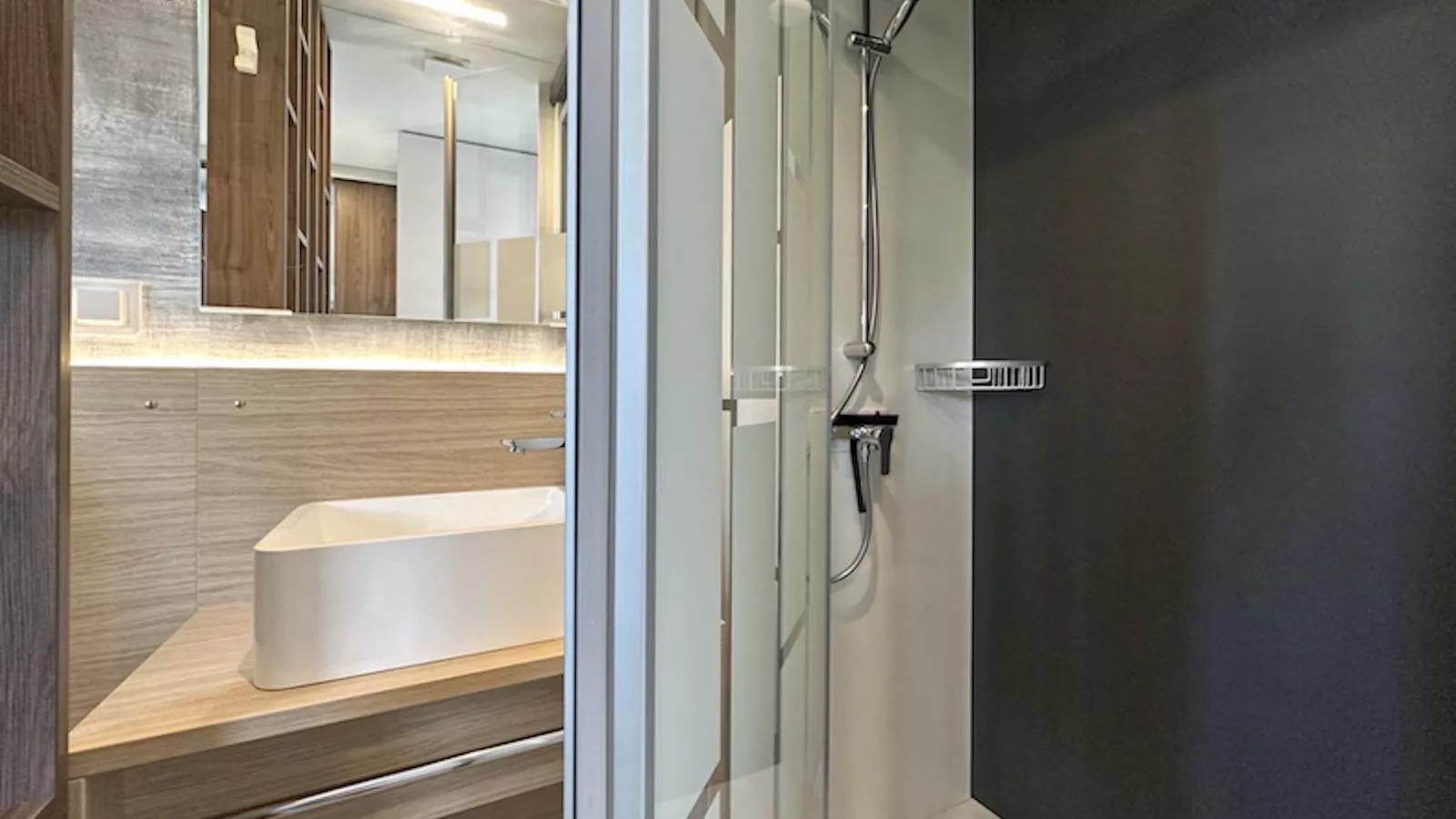 Feriendorf Seeblick - Tiny Chalet Nr 4 - Badkamer