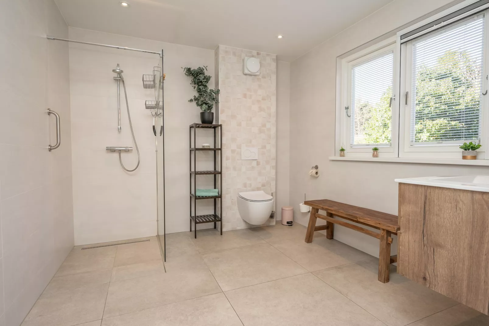 Mienterbos-Heideglop - Badkamer