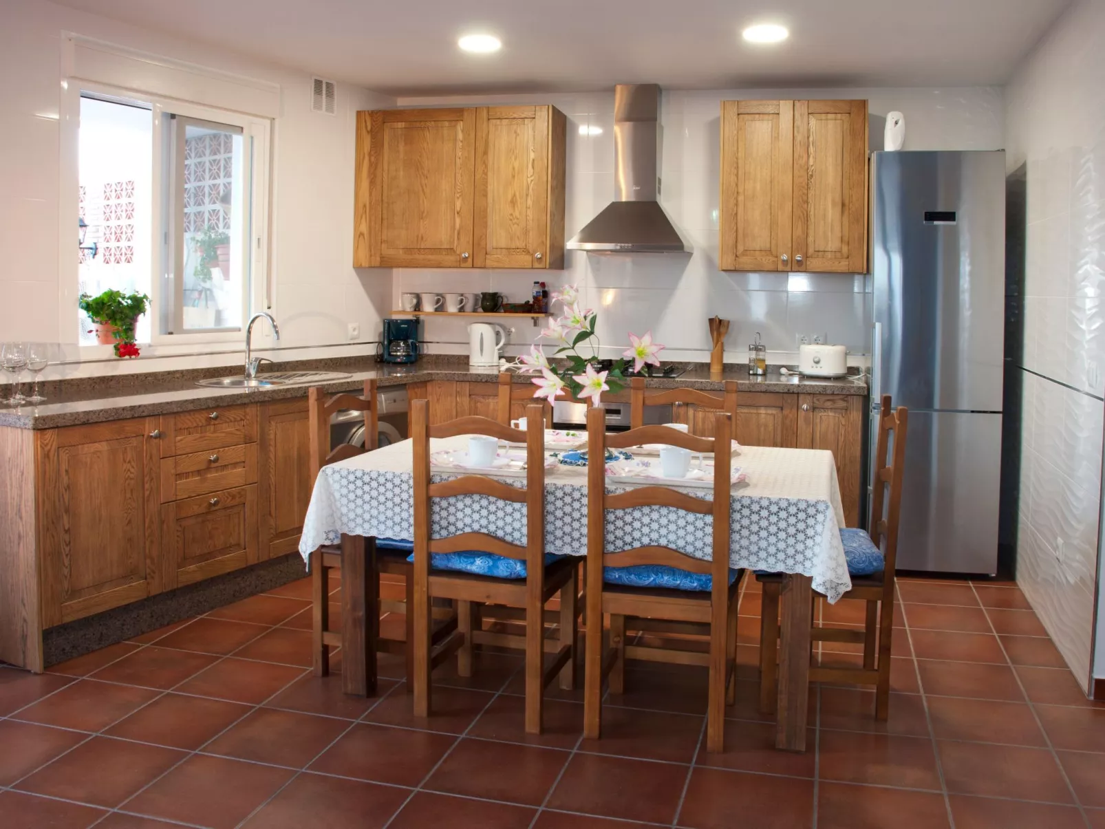 Mit Privatparkplatz - Binnen