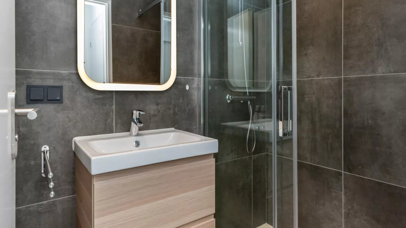 Bos  Meer Lodge Kamperland - Badkamer