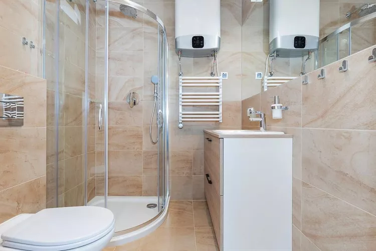 Domy wakacyjne z basenem blisko morza Rewal dom nr 2 - Badkamer