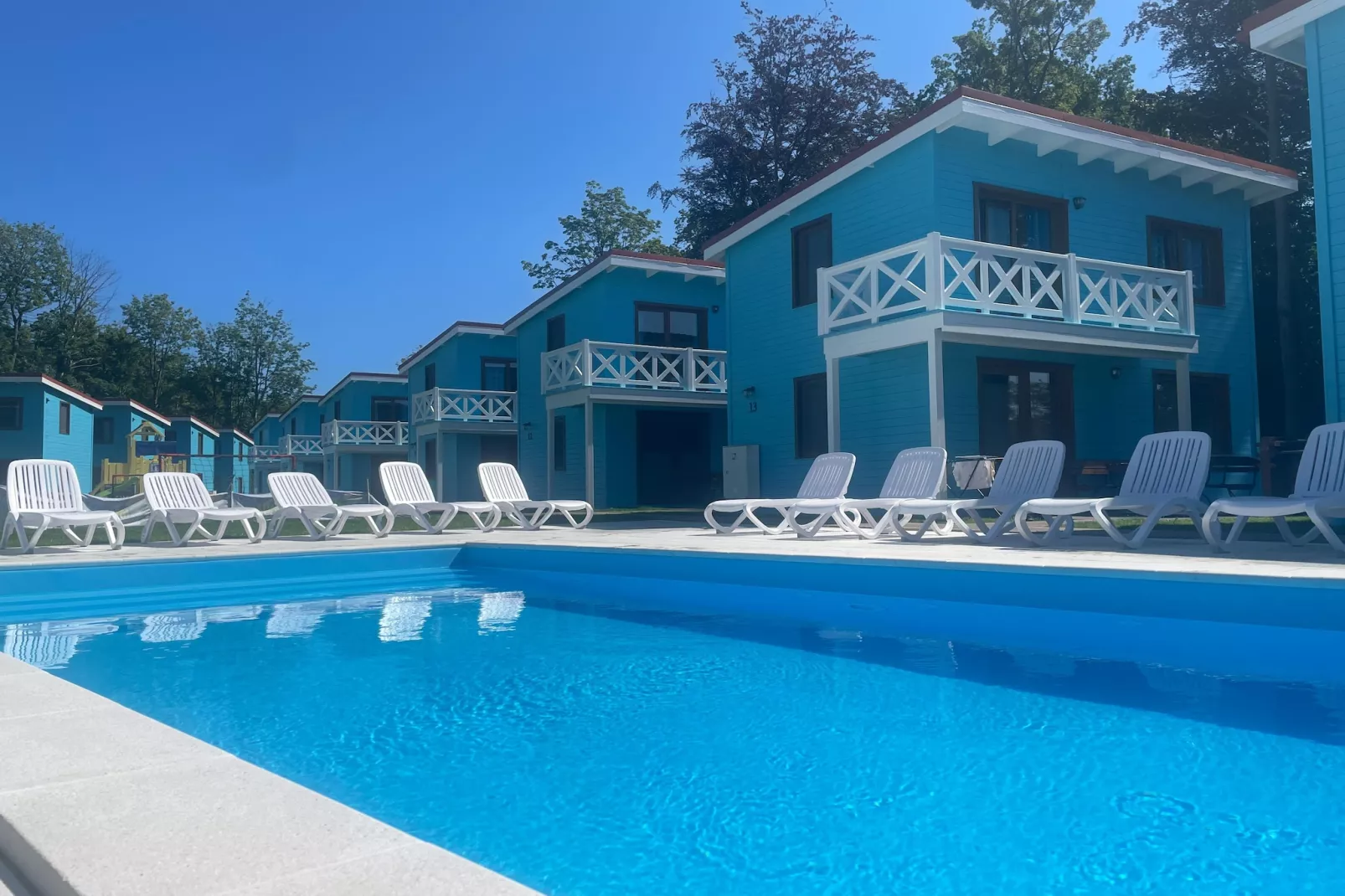 Domy wakacyjne z basenem blisko morza Rewal dom nr 2 - Zwembad