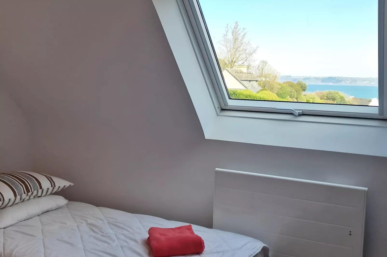 Holiday home in Locquirec - Slaapkamer