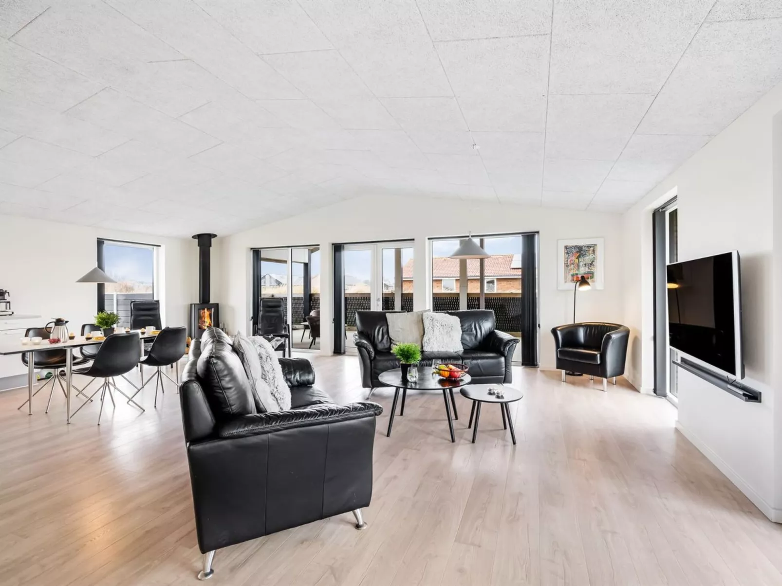 "Dorrit" - 1.2km from the sea - Binnen