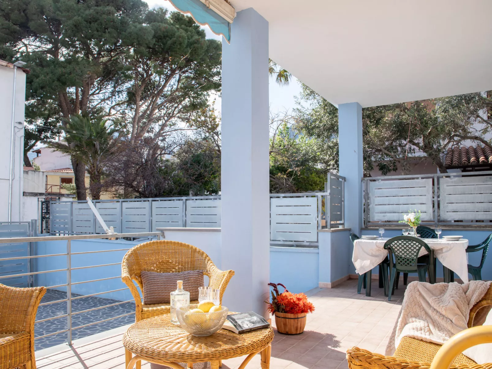 Blue Levante - Buiten