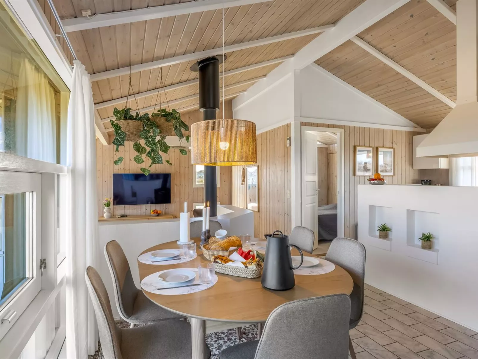 "Venja" - 200m from the sea - Binnen