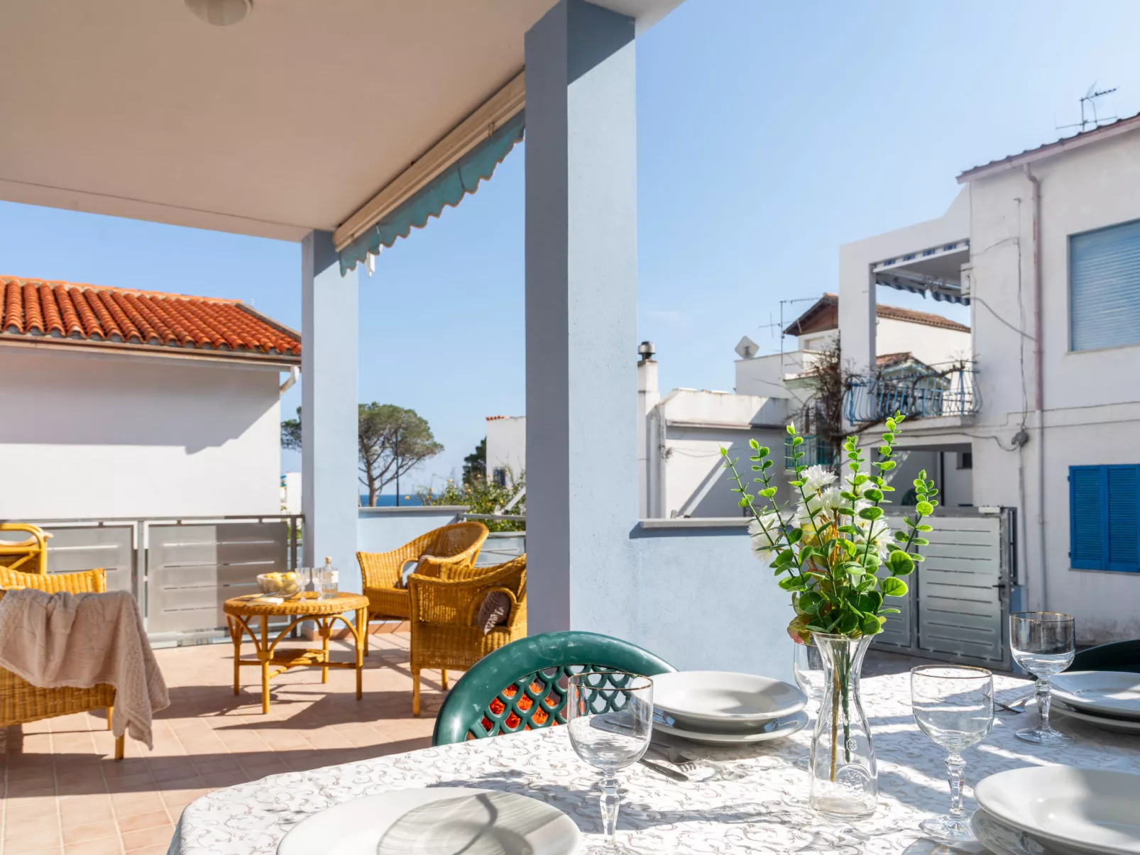 Blue Levante - Buiten