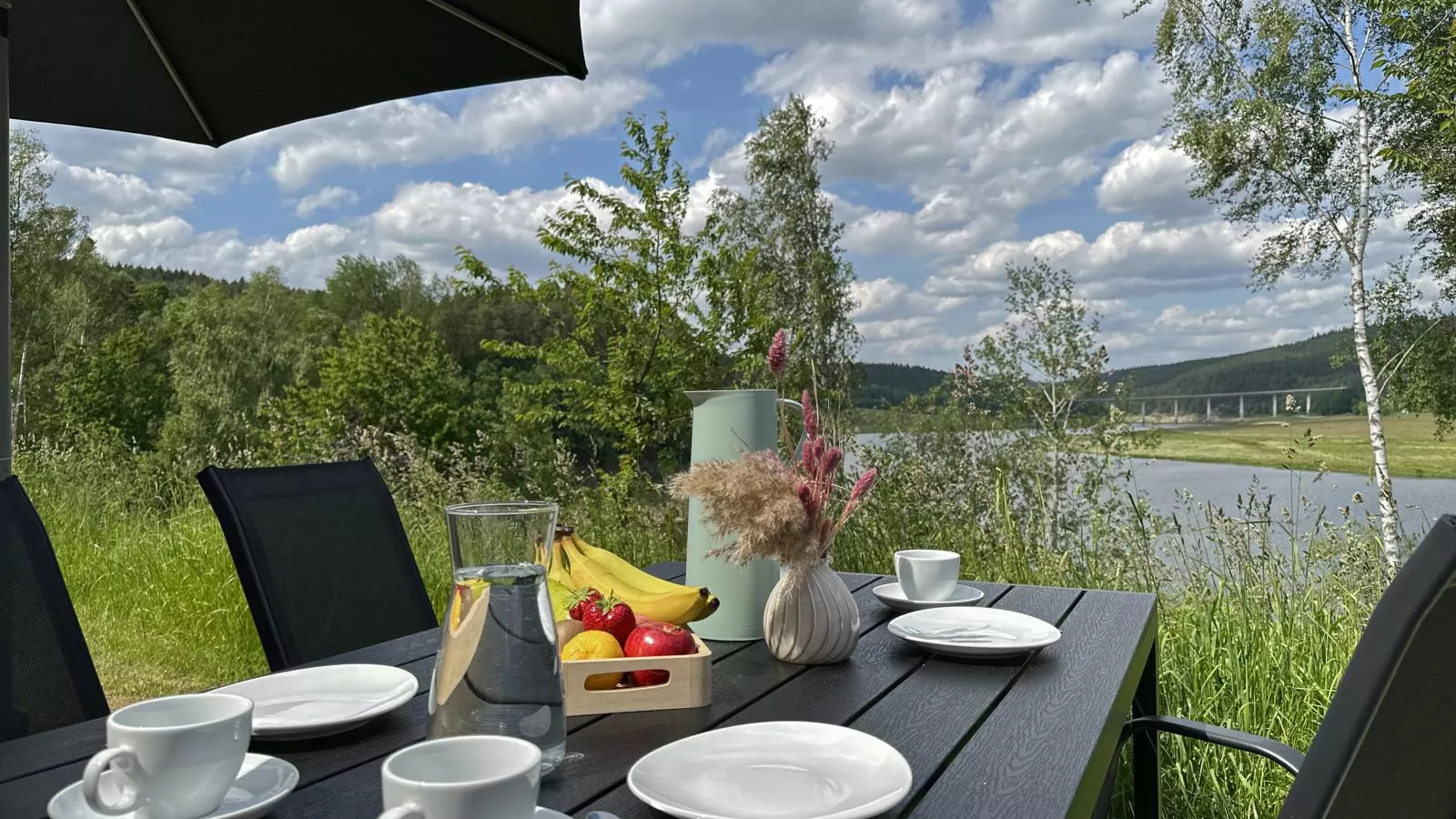 Feriendorf Seeblick - Tiny Chalet Nr 8 - Terrasbalkon