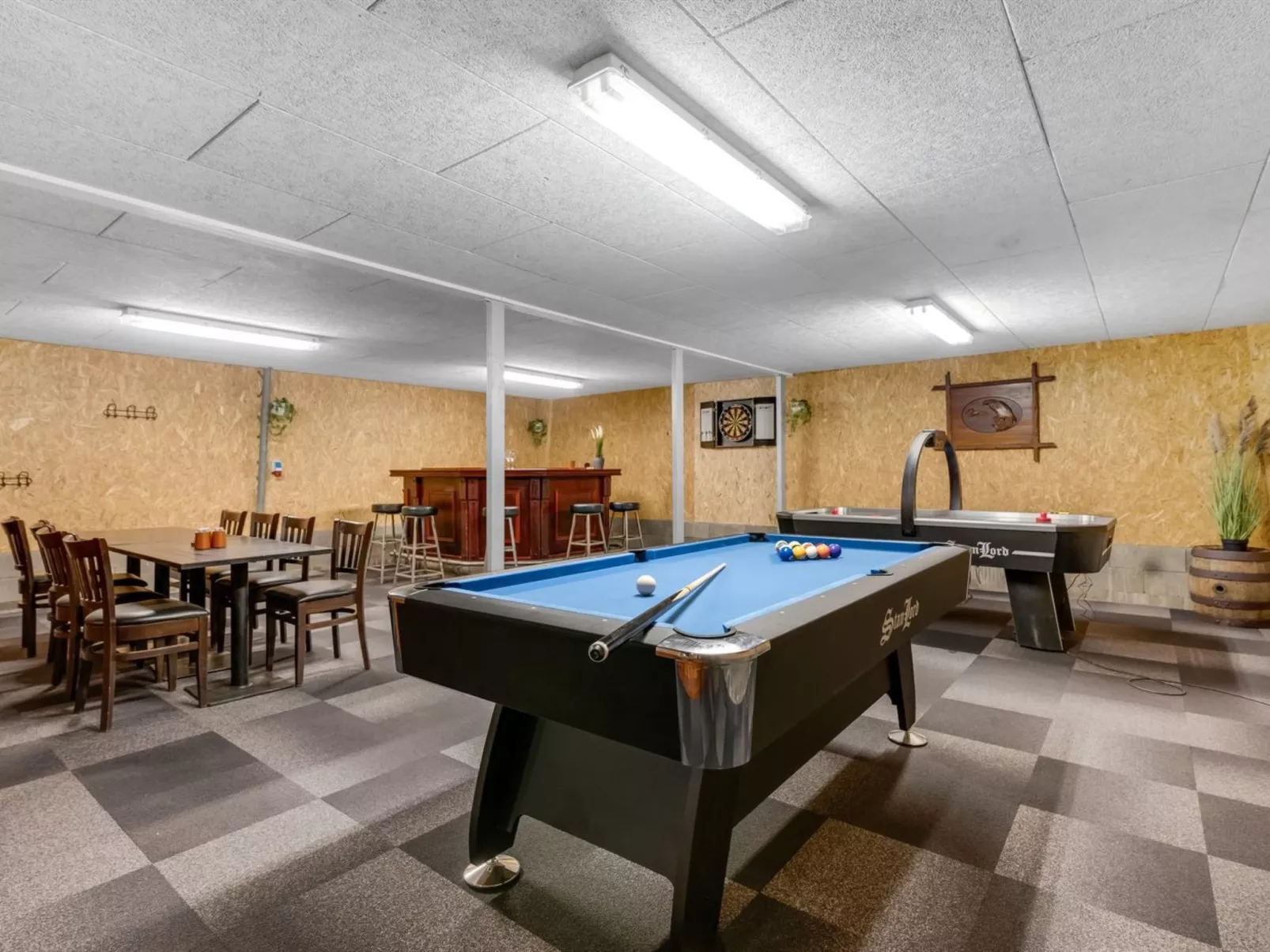 "Blaguna" - 9km to the fjord - Binnen