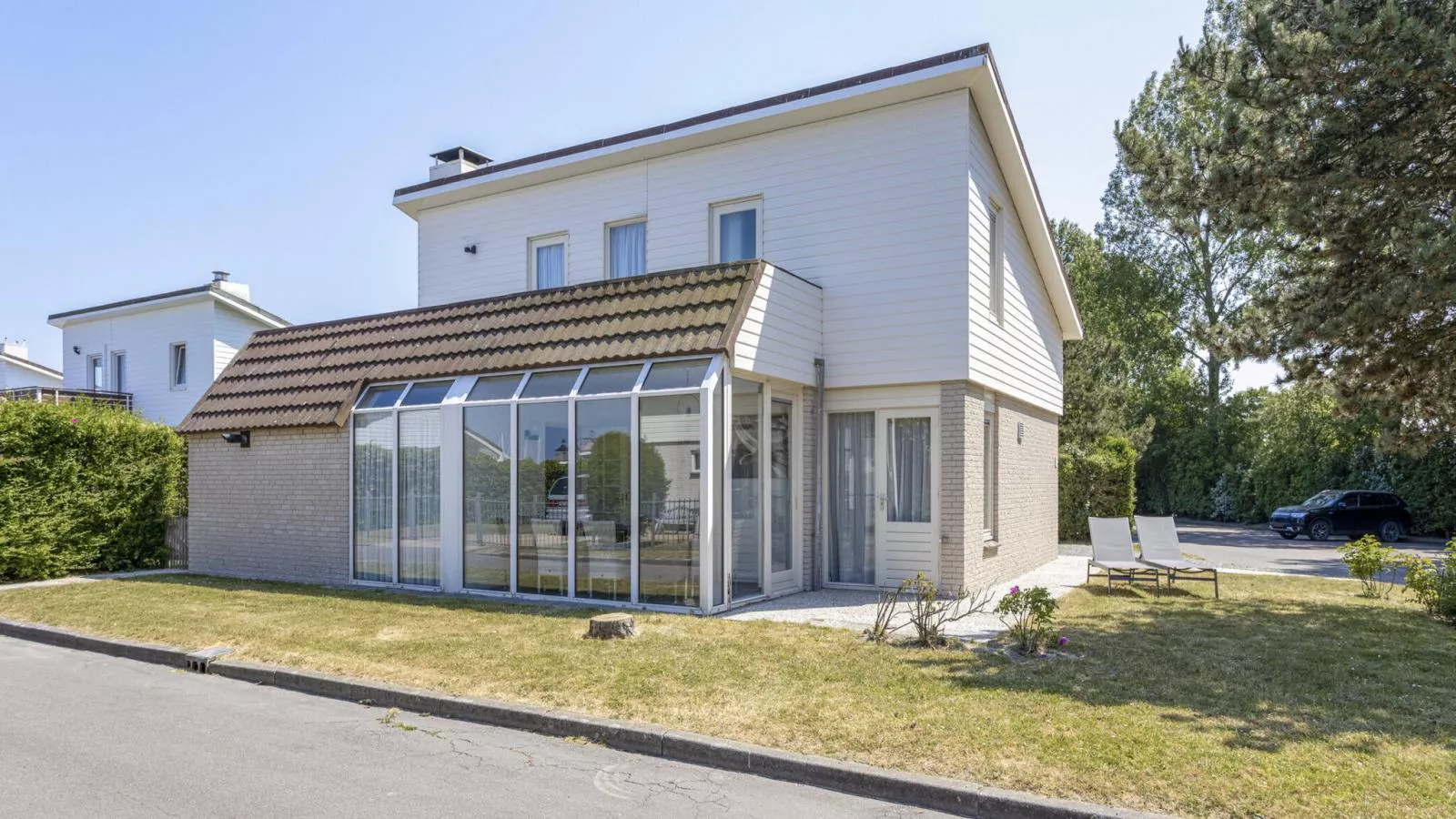 Zeeuwse Wellness Lodge - Buitenkant zomer