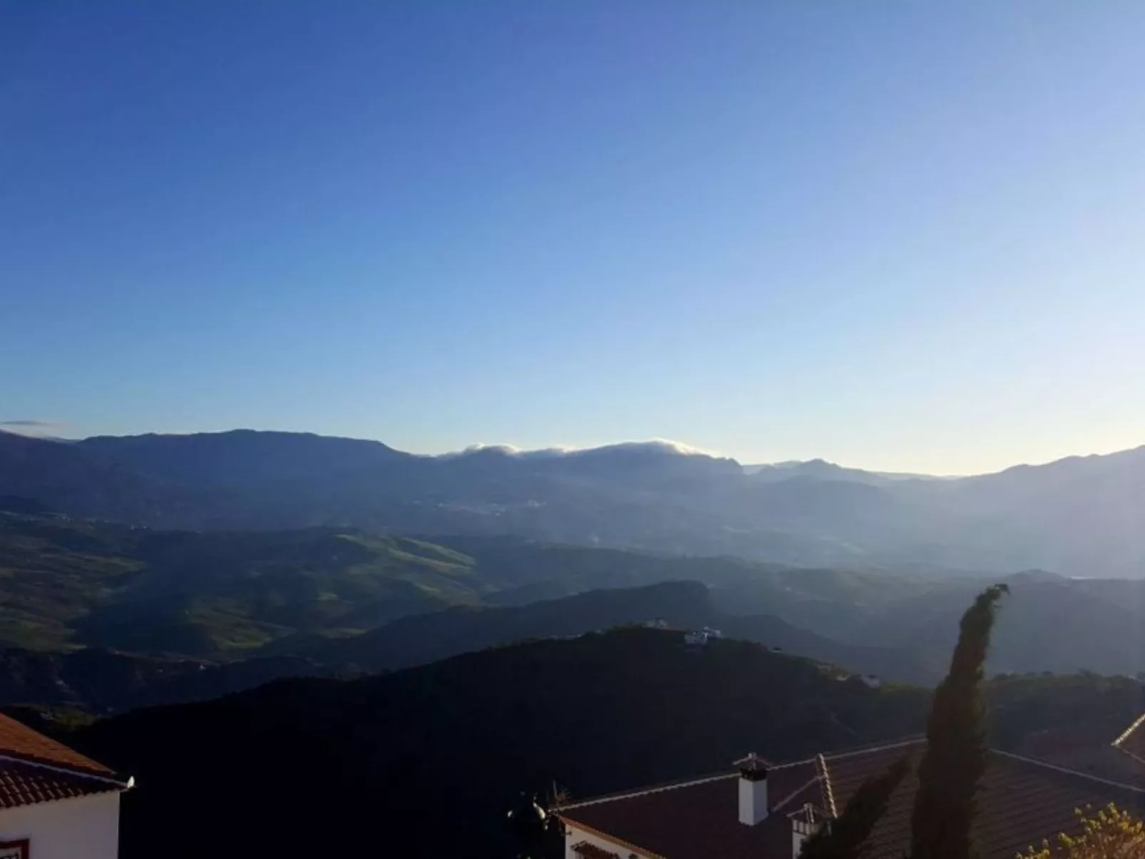 Mit Privatparkplatz - Buiten